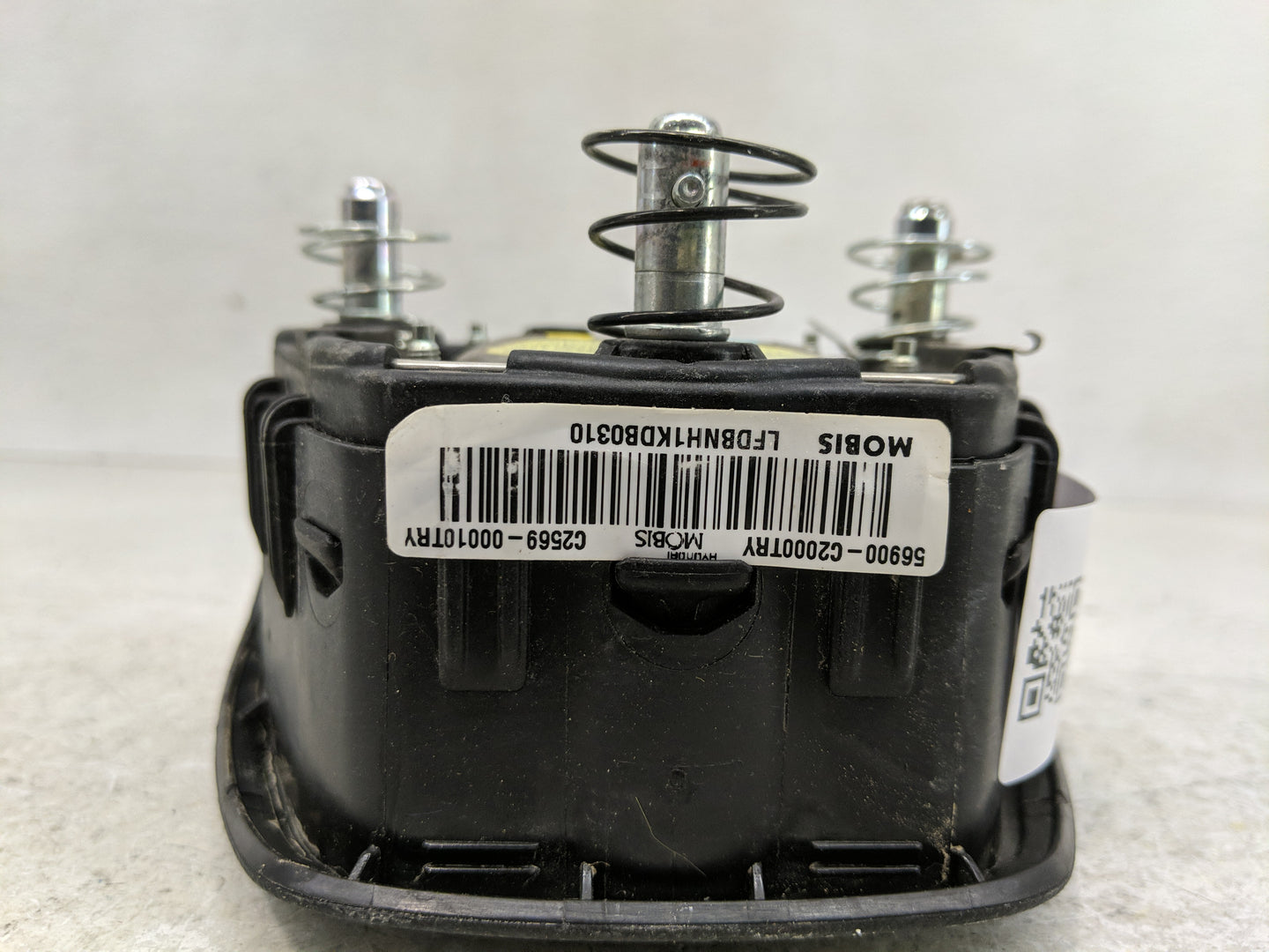 2015-2017 Hyundai Sonata Air Bag Driver Left Steering Wheel Mounted Fits Fits 2015 2016 2017 OEM Used Auto Parts - Oemusedau