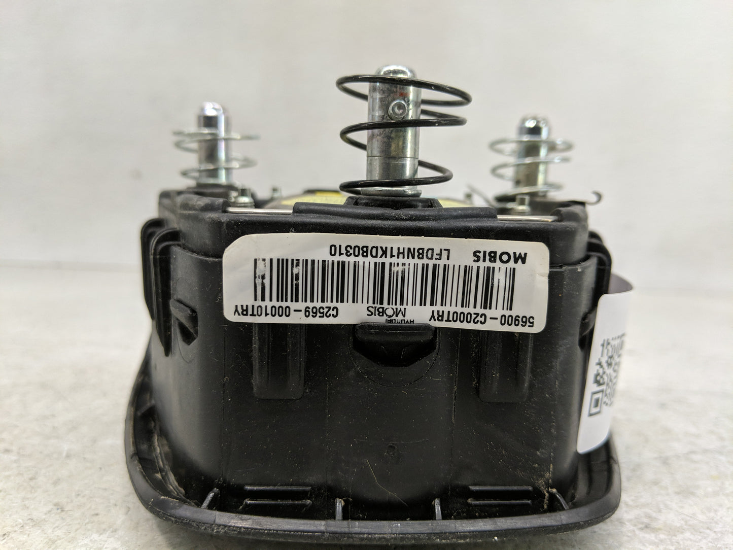 2015-2017 Hyundai Sonata Air Bag Driver Left Steering Wheel Mounted Fits Fits 2015 2016 2017 OEM Used Auto Parts - Oemusedau