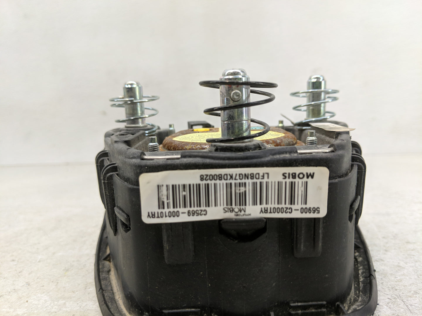 2015-2017 Hyundai Sonata Air Bag Driver Left Steering Wheel Mounted Fits Fits 2015 2016 2017 OEM Used Auto Parts - Oemusedau