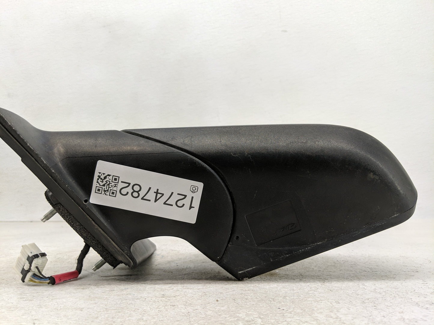 2017 Hyundai Sonata Driver Side View Mirror - Left Door Mirror OEM Used - Oemusedautoparts1.com