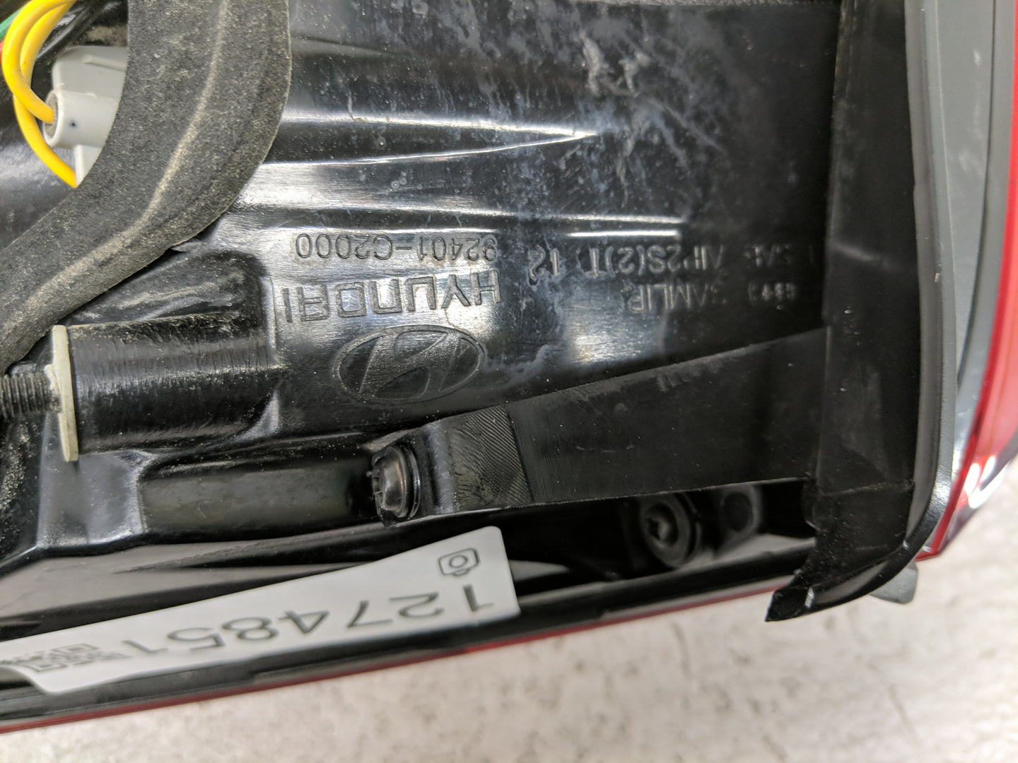 2015-2017 Hyundai Sonata Tail Light Assembly Driver Left OEM P/N:92401-C2000 Fits Fits 2015 2016 2017 OEM Used Auto Parts - 