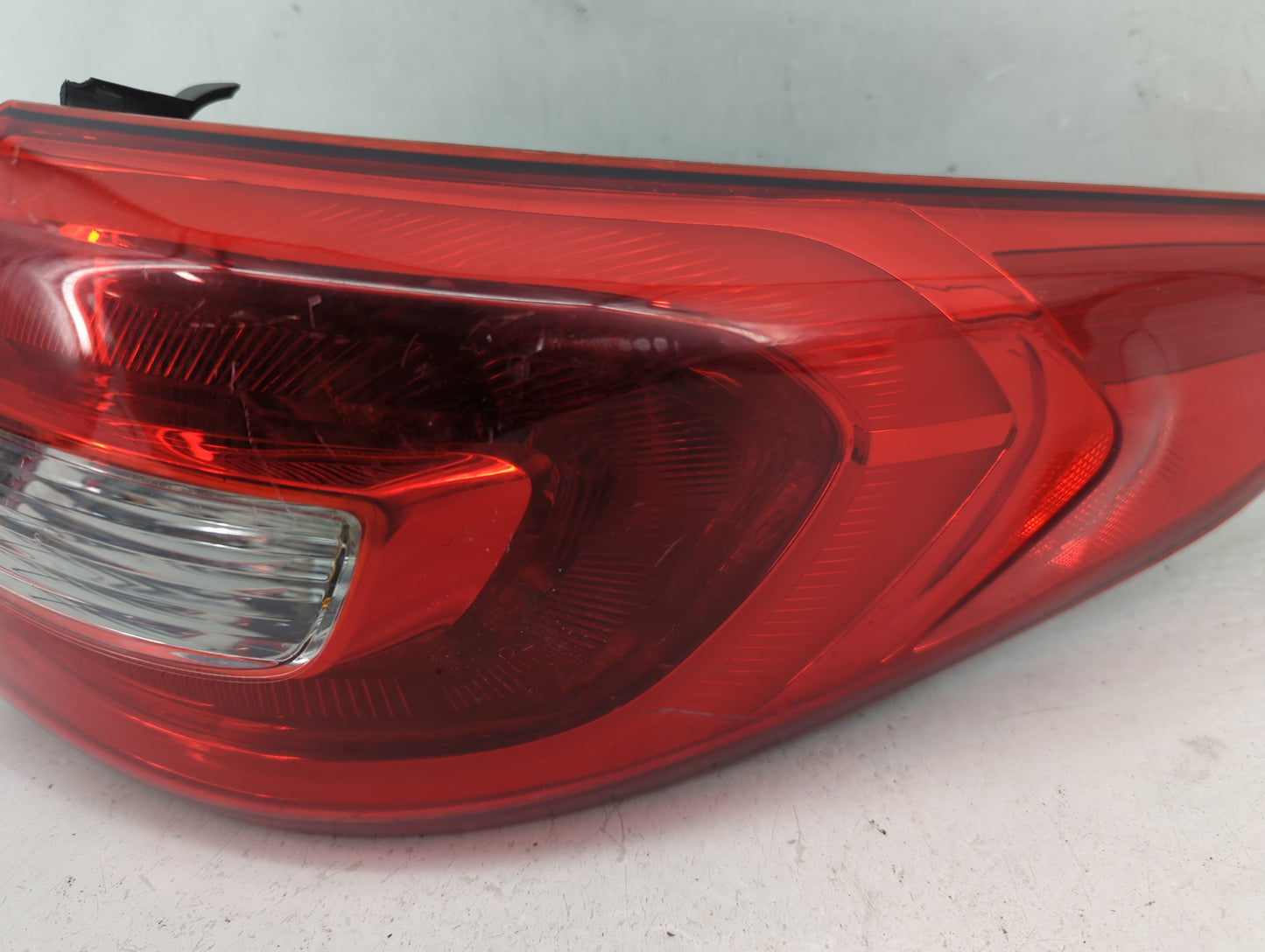 2015-2017 Hyundai Sonata Tail Light Assembly Passenger Right OEM P/N:92402-C2000 Fits Fits 2015 2016 2017 OEM Used Auto Part