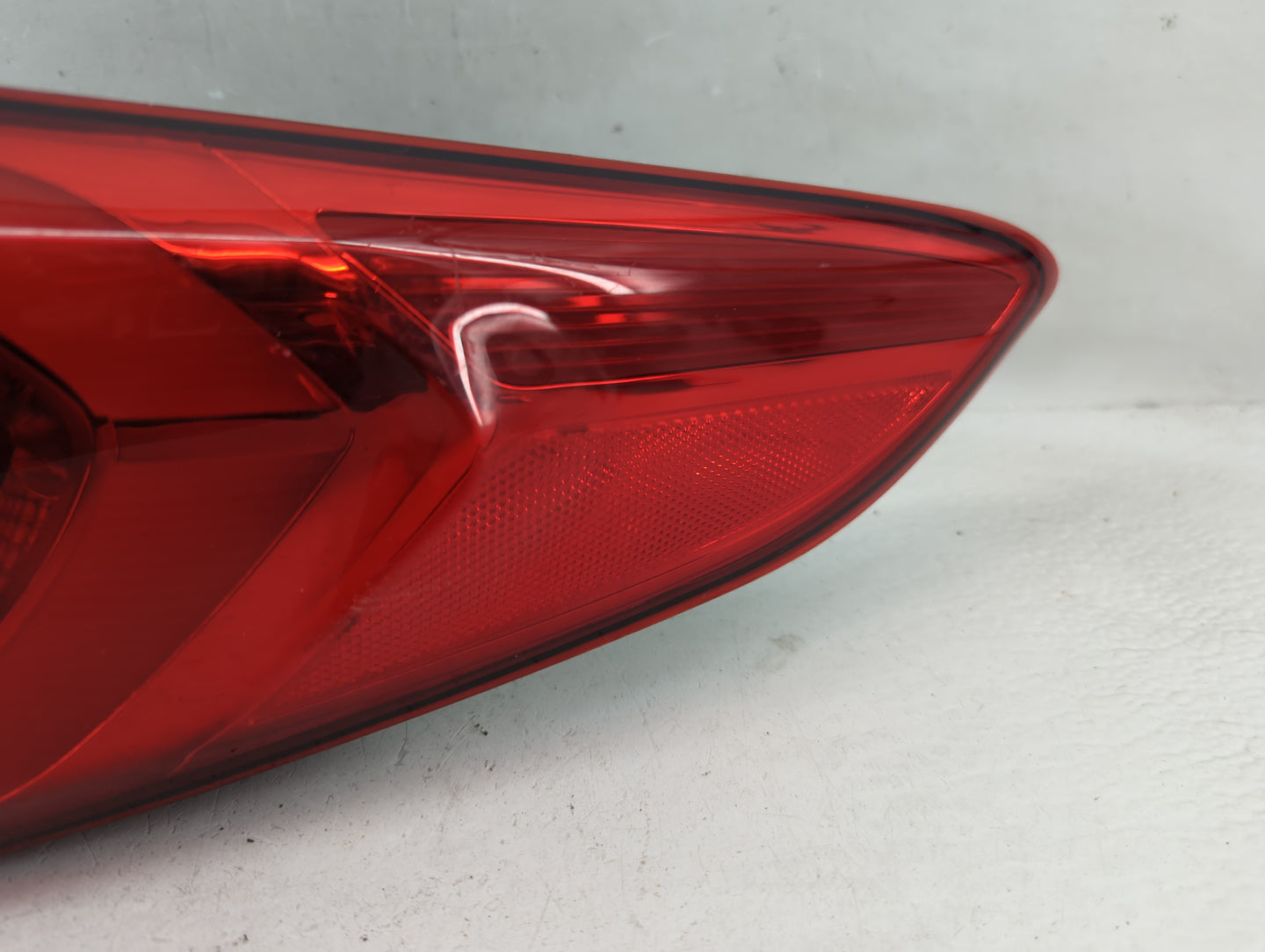 2015-2017 Hyundai Sonata Tail Light Assembly Passenger Right OEM Fits Fits 2015 2016 2017 OEM Used Auto Parts - Oemusedautop