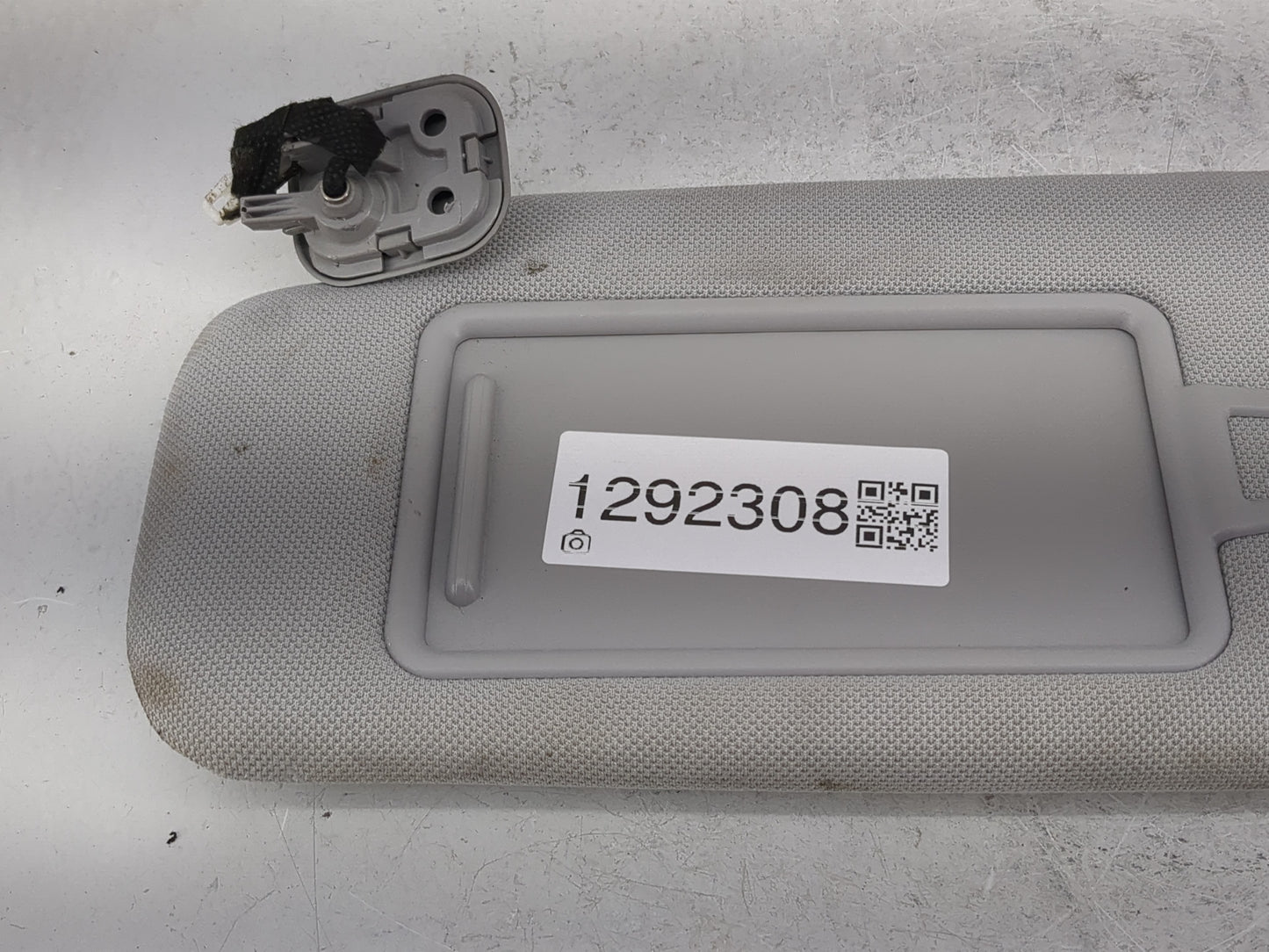 2015-2019 Hyundai Sonata Sun Visor Shade Replacement Passenger Right Mirror Fits Fits 2015 2016 2017 2018 2019 OEM Used Auto