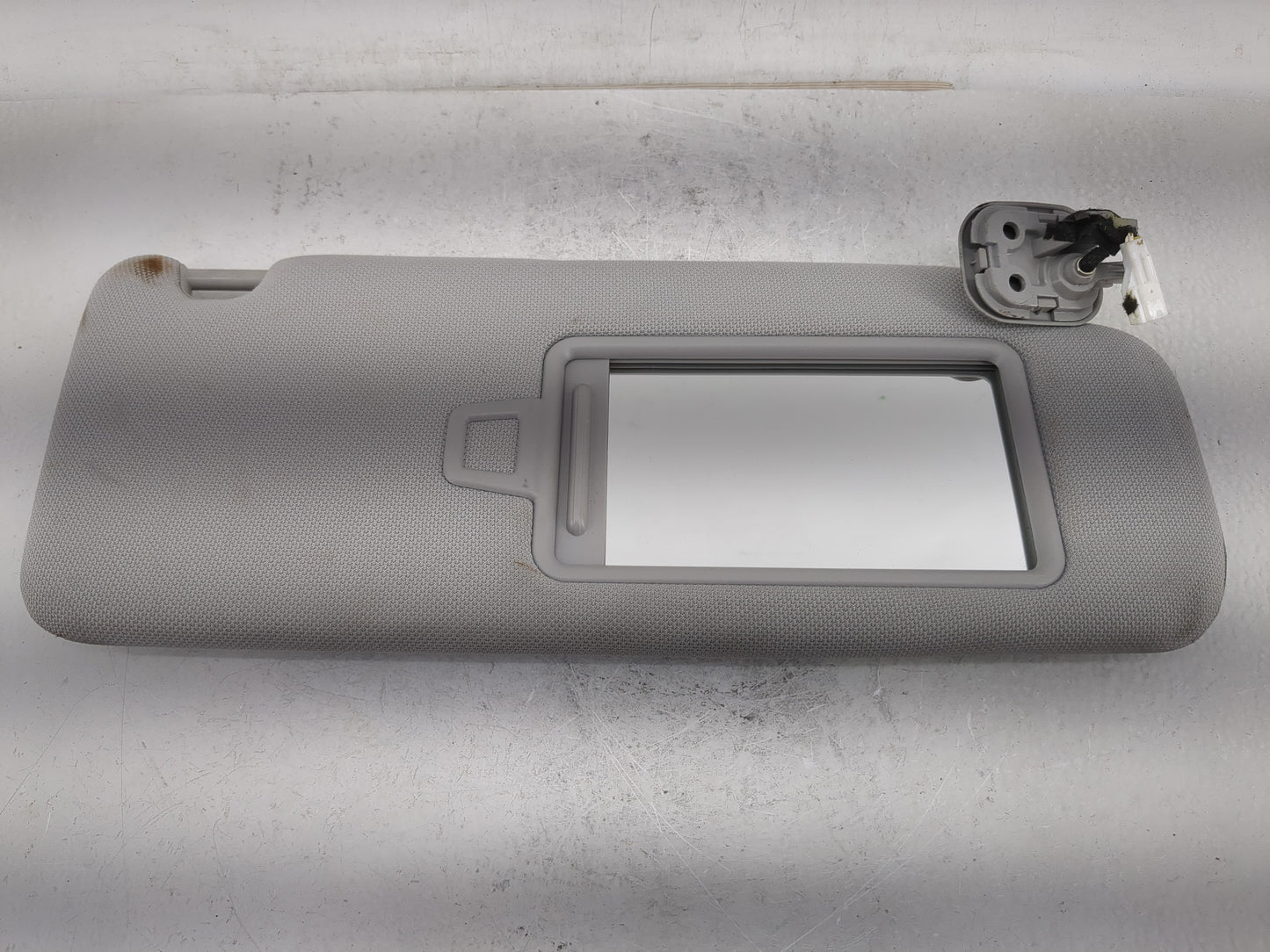2015-2019 Hyundai Sonata Sun Visor Shade Replacement Driver Left Mirror Fits Fits 2015 2016 2017 2018 2019 OEM Used Auto Par