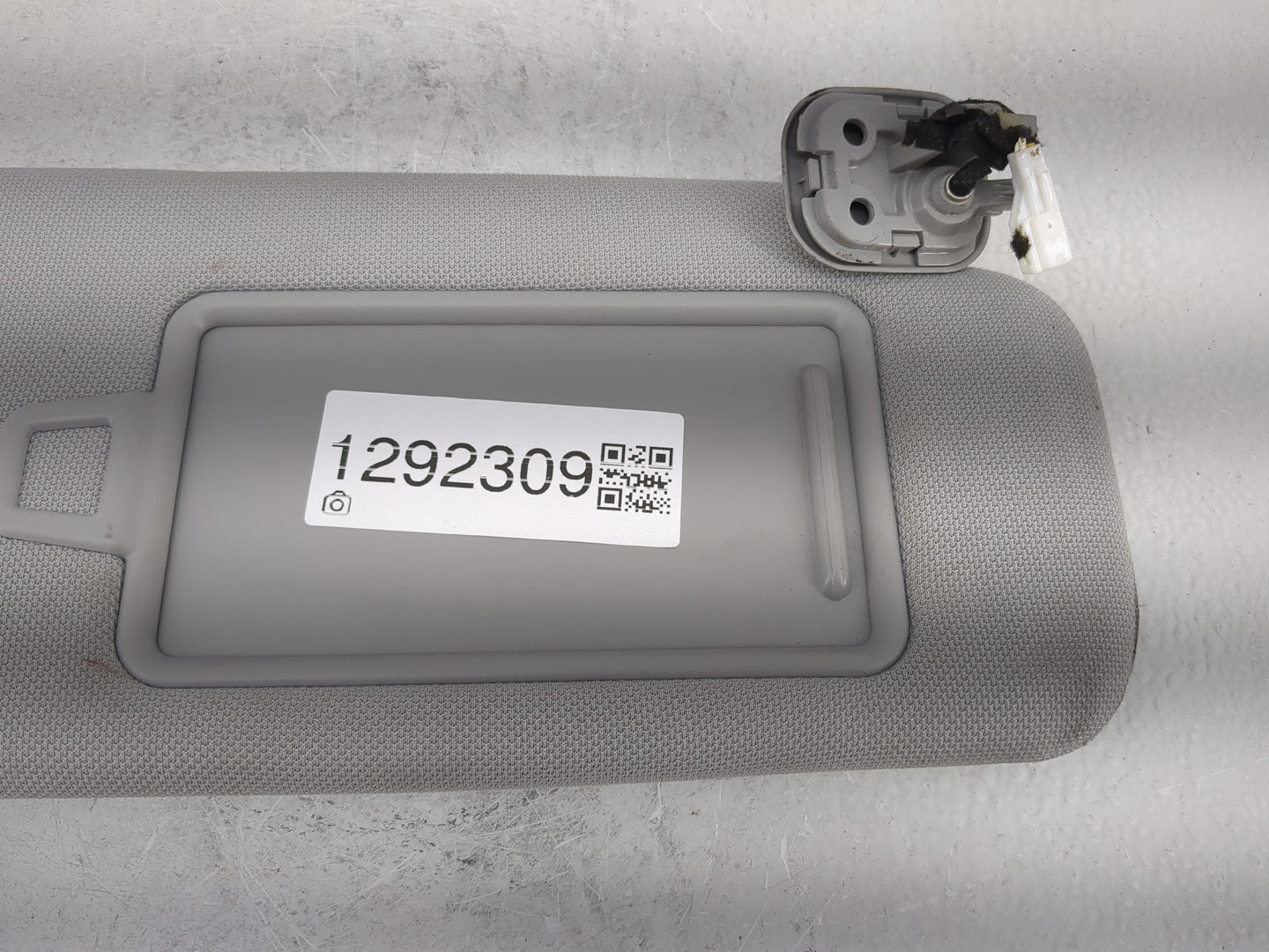 2015-2019 Hyundai Sonata Sun Visor Shade Replacement Driver Left Mirror Fits Fits 2015 2016 2017 2018 2019 OEM Used Auto Par
