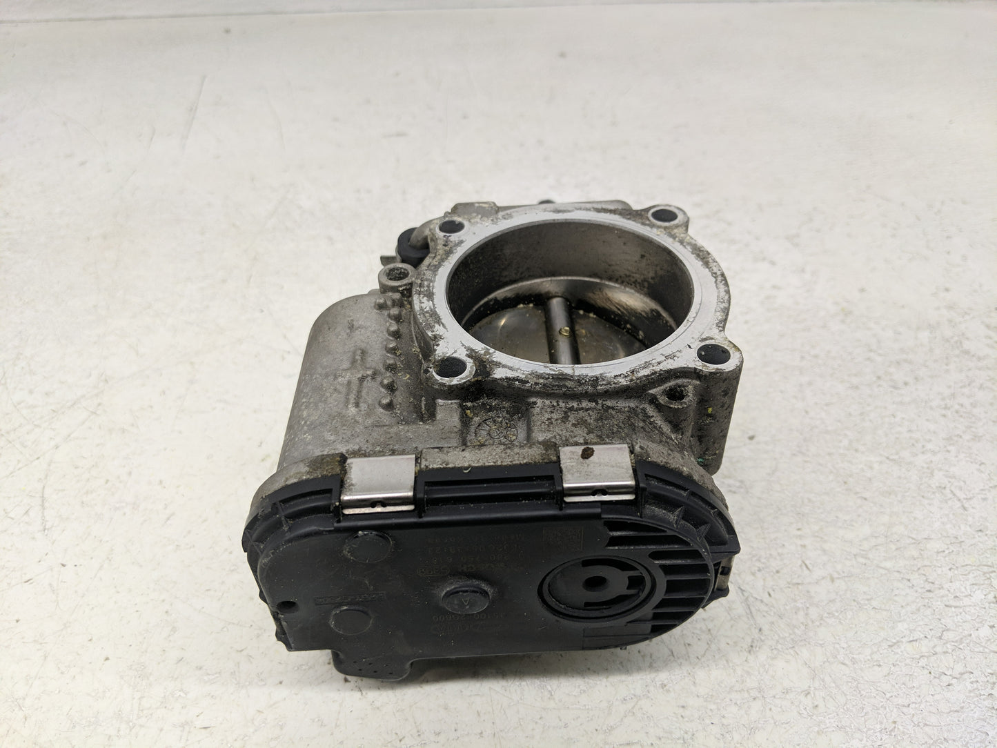 2015-2019 Hyundai Sonata Throttle Body P/N:35100-2G600 0 280 750 613 Fits Fits 2015 2016 2017 2018 2019 2020 2021 OEM Used A