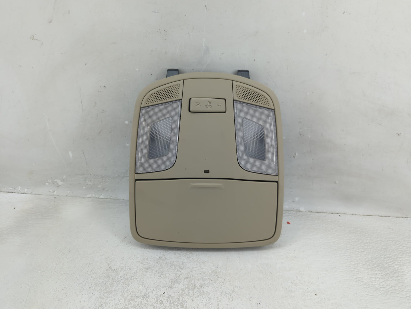 2017 Hyundai Sonata Overhead Roof Console - Oemusedautoparts1.com