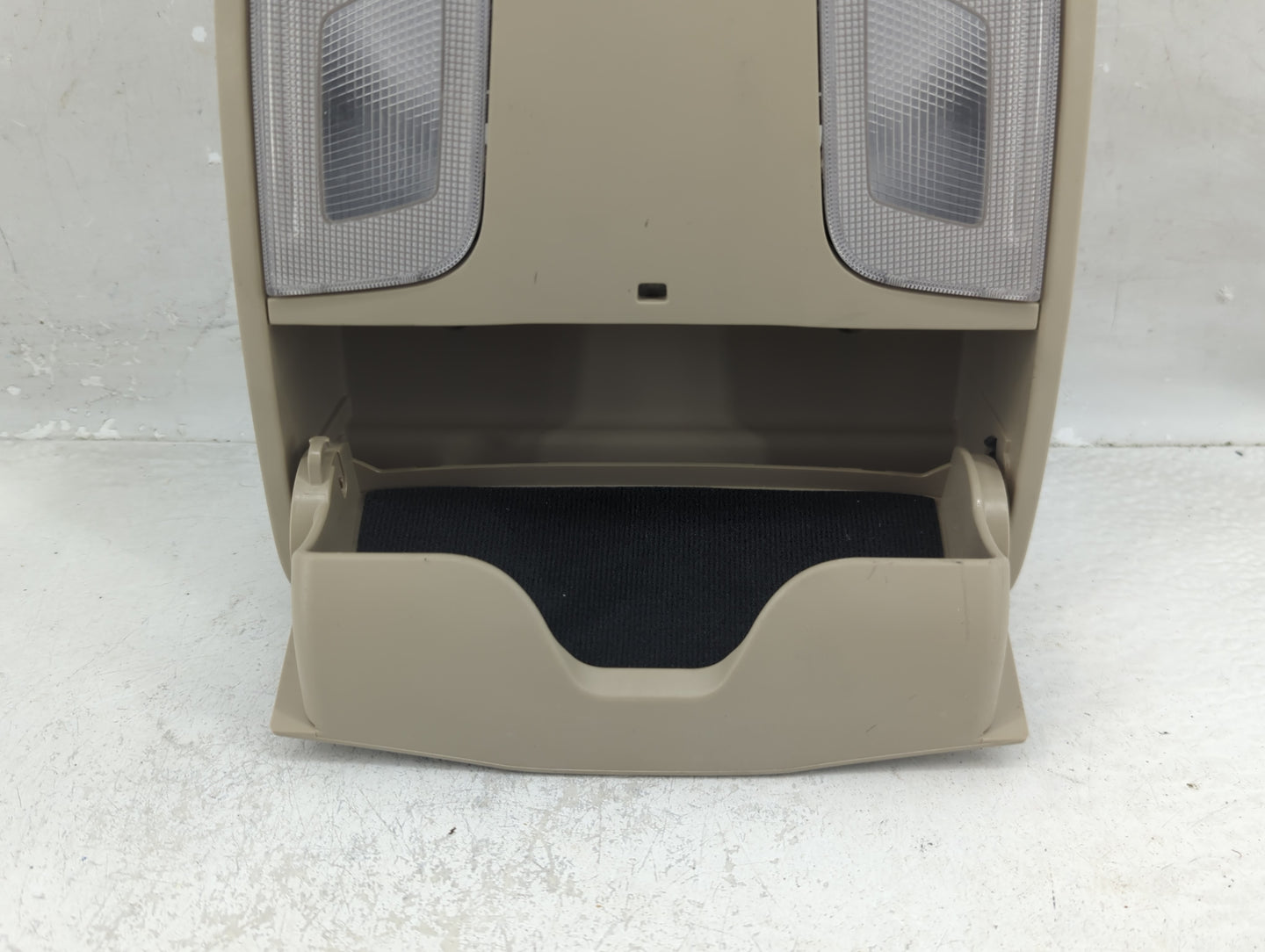 2017 Hyundai Sonata Overhead Roof Console - Oemusedautoparts1.com