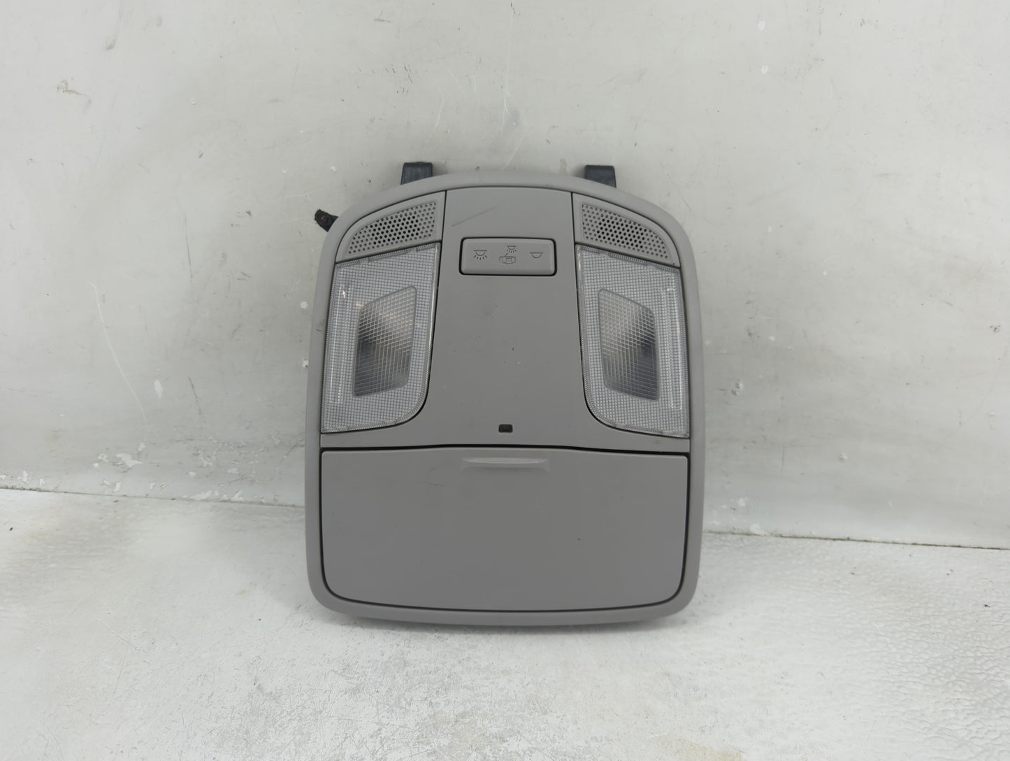 2017 Hyundai Sonata Overhead Roof Console - Oemusedautoparts1.com