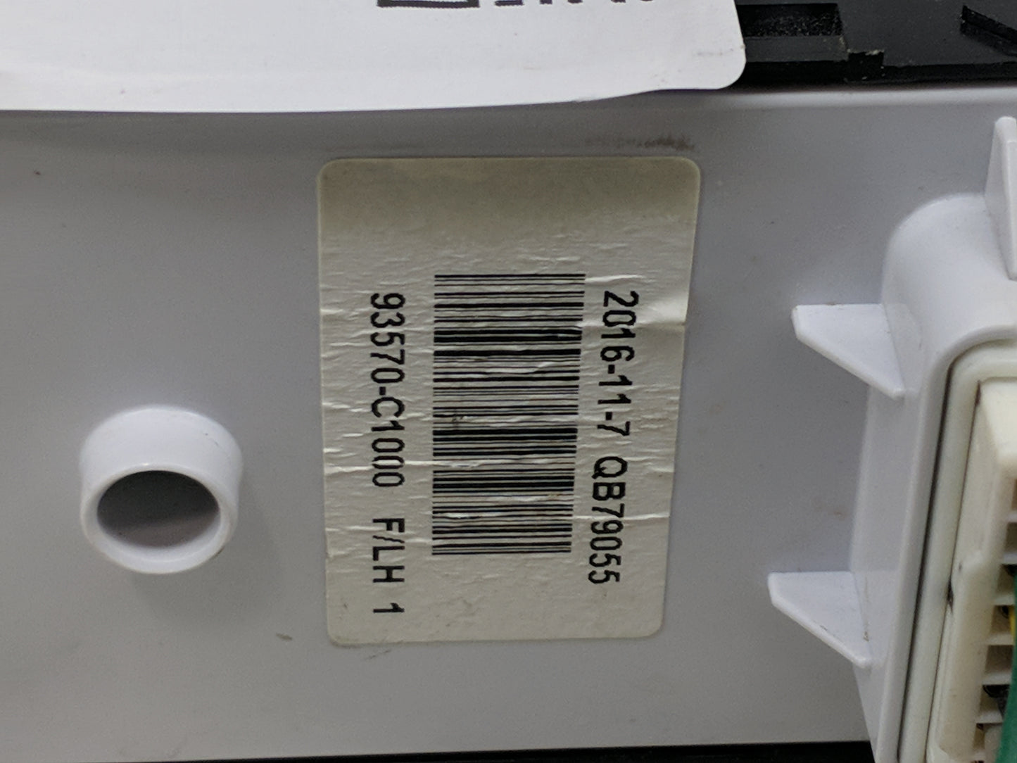 2015-2019 Hyundai Sonata Master Power Window Switch Replacement Driver Side Left P/N:93570-C1000 Fits OEM Used Auto Parts - 