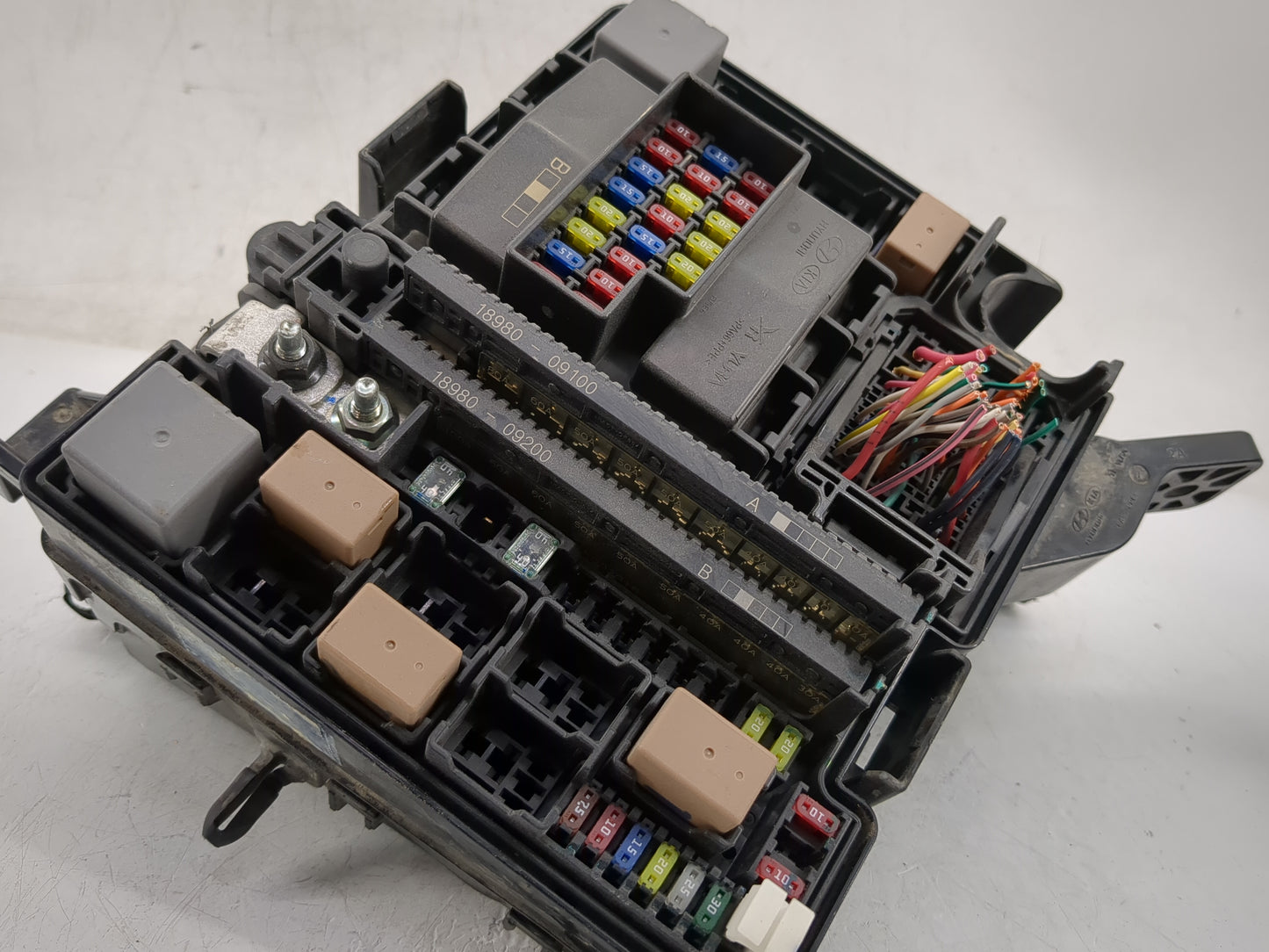 2016-2017 Hyundai Sonata Fusebox Fuse Box Panel Relay Module P/N:91950-C1820 Fits Fits 2016 2017 OEM Used Auto Parts - Oemus