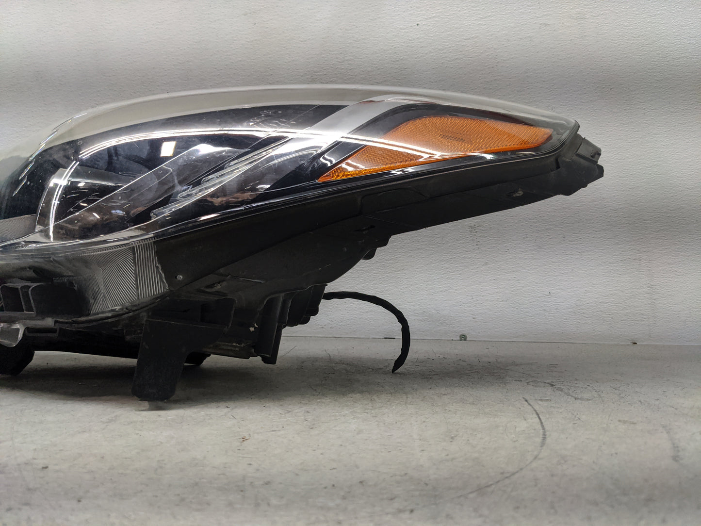 2016-2017 Hyundai Sonata Driver Left Oem Head Light Headlight Lamp - Oemusedautoparts1.com