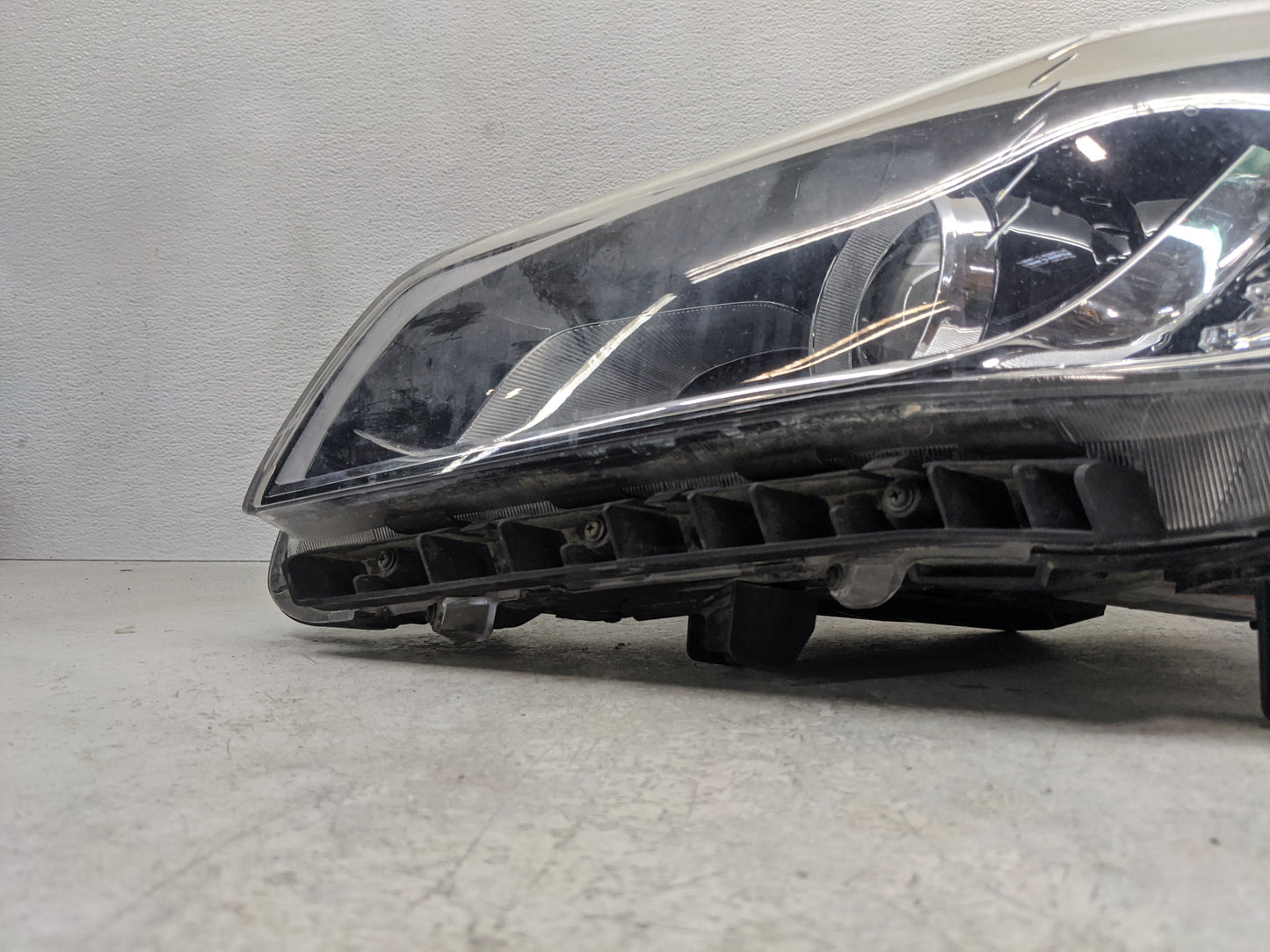 2016-2017 Hyundai Sonata Driver Left Oem Head Light Headlight Lamp - Oemusedautoparts1.com