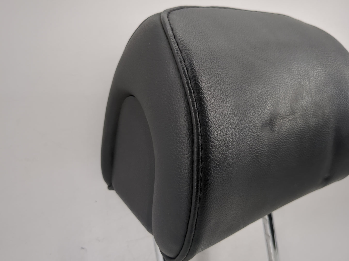 2015-2017 Hyundai Sonata Headrest Head Rest Front Driver Passenger Seat Fits Fits 2015 2016 2017 OEM Used Auto Parts - Oemus