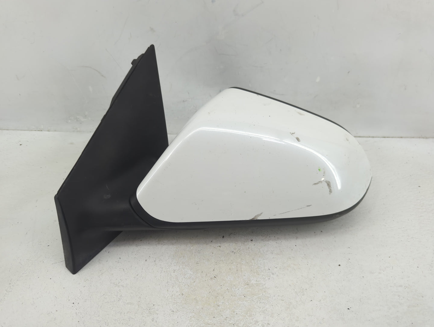 2017 Hyundai Sonata Driver Side View Mirror - Left Door Mirror OEM Used - Oemusedautoparts1.com