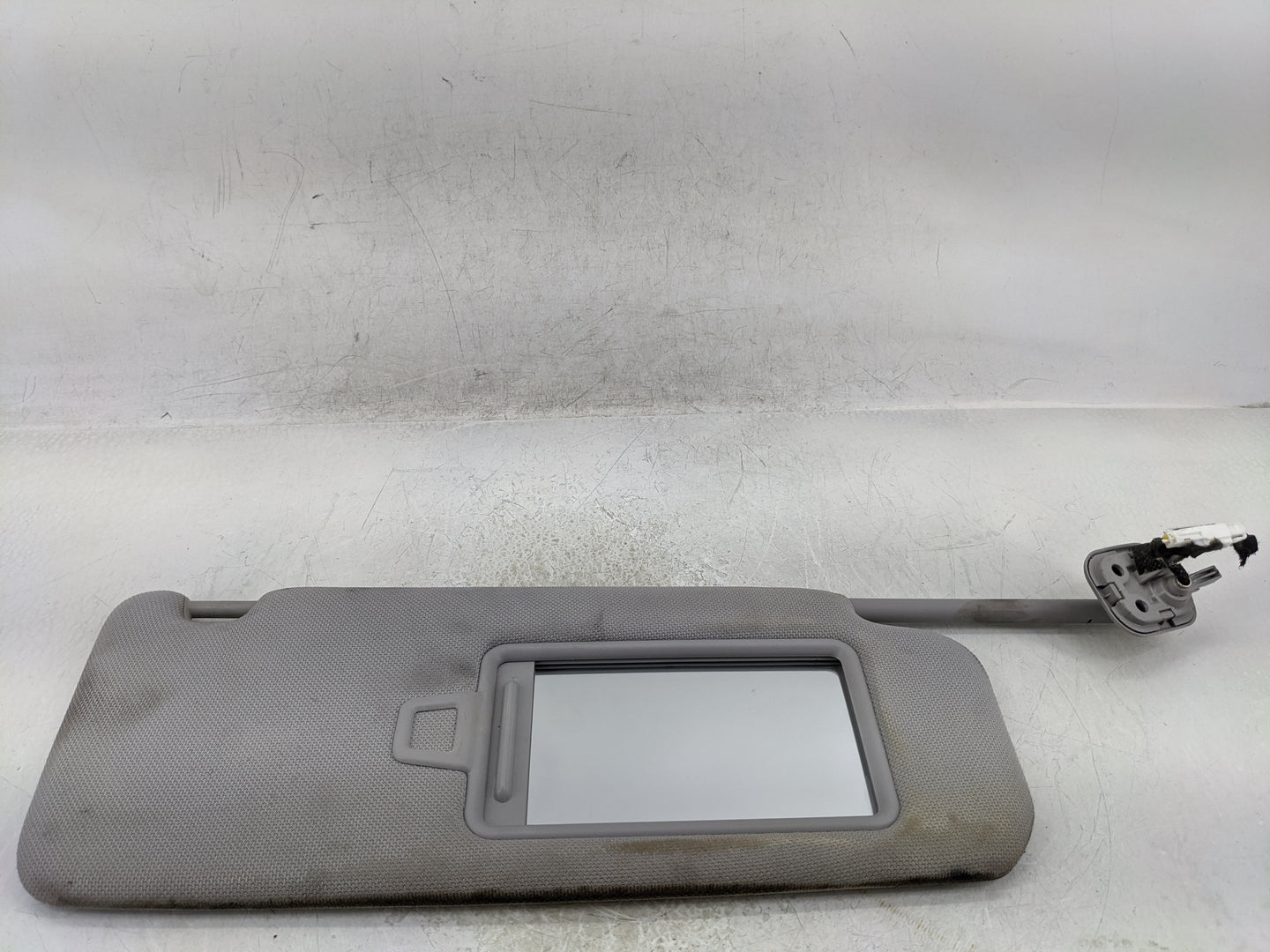 2015-2019 Hyundai Sonata Sun Visor Shade Replacement Passenger Right Mirror Fits Fits 2015 2016 2017 2018 2019 OEM Used Auto