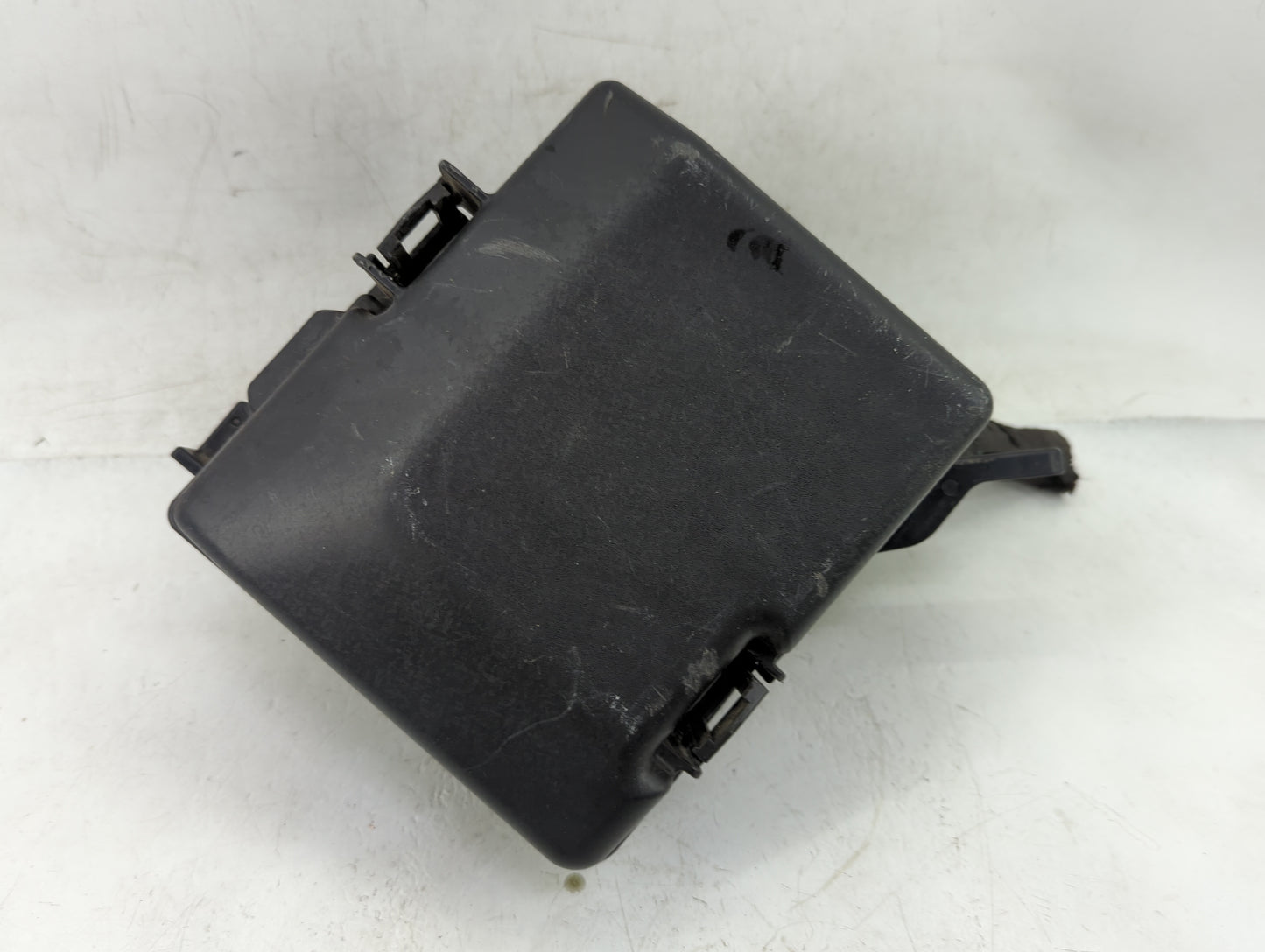2016-2017 Hyundai Sonata Fusebox Fuse Box Panel Relay Module P/N:6423-0102-7-000 Fits Fits 2016 2017 OEM Used Auto Parts - O