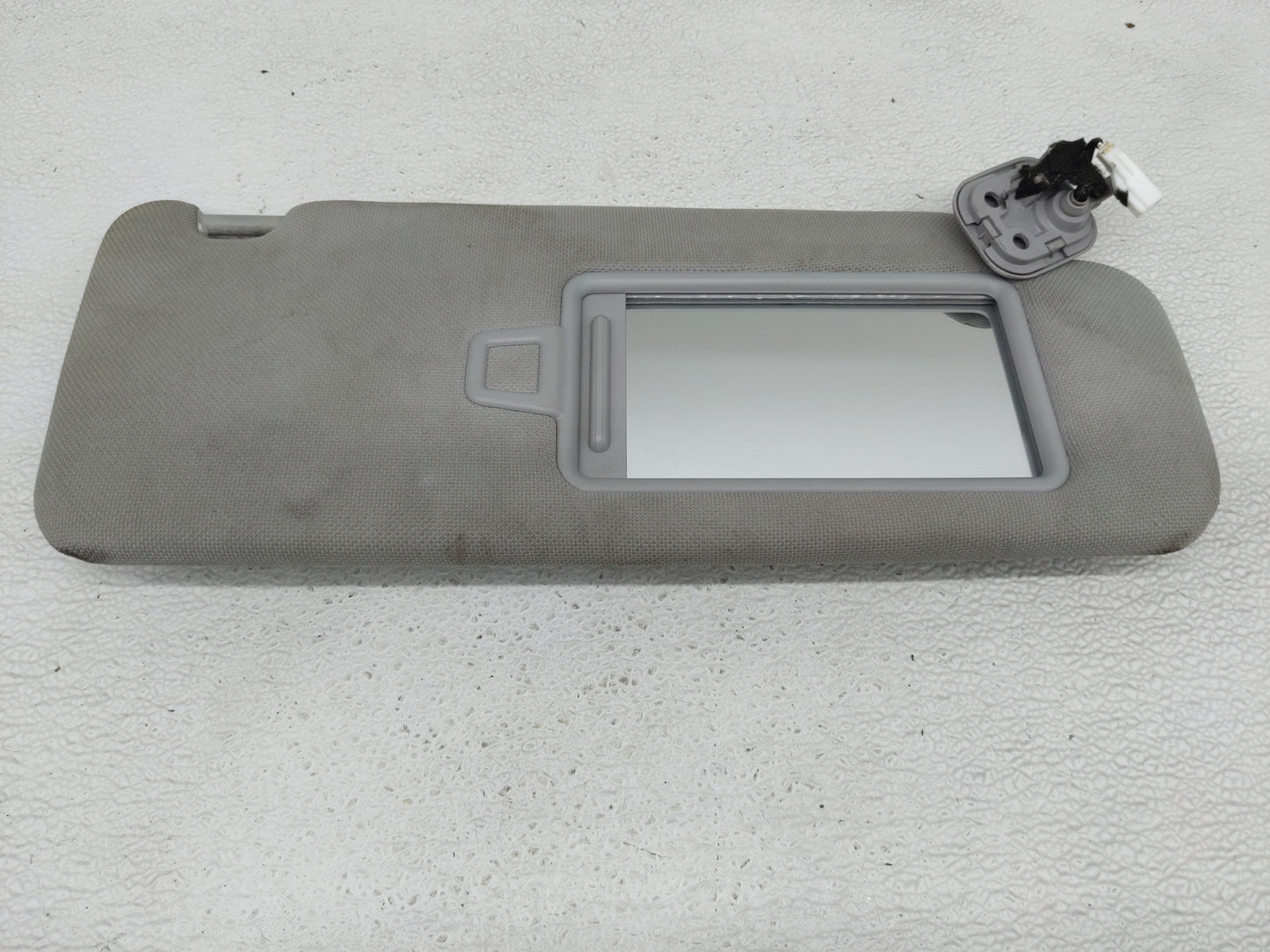 2016-2019 Hyundai Sonata Sun Visor Shade Replacement Passenger Right Mirror Fits Fits 2016 2017 2018 2019 OEM Used Auto Part