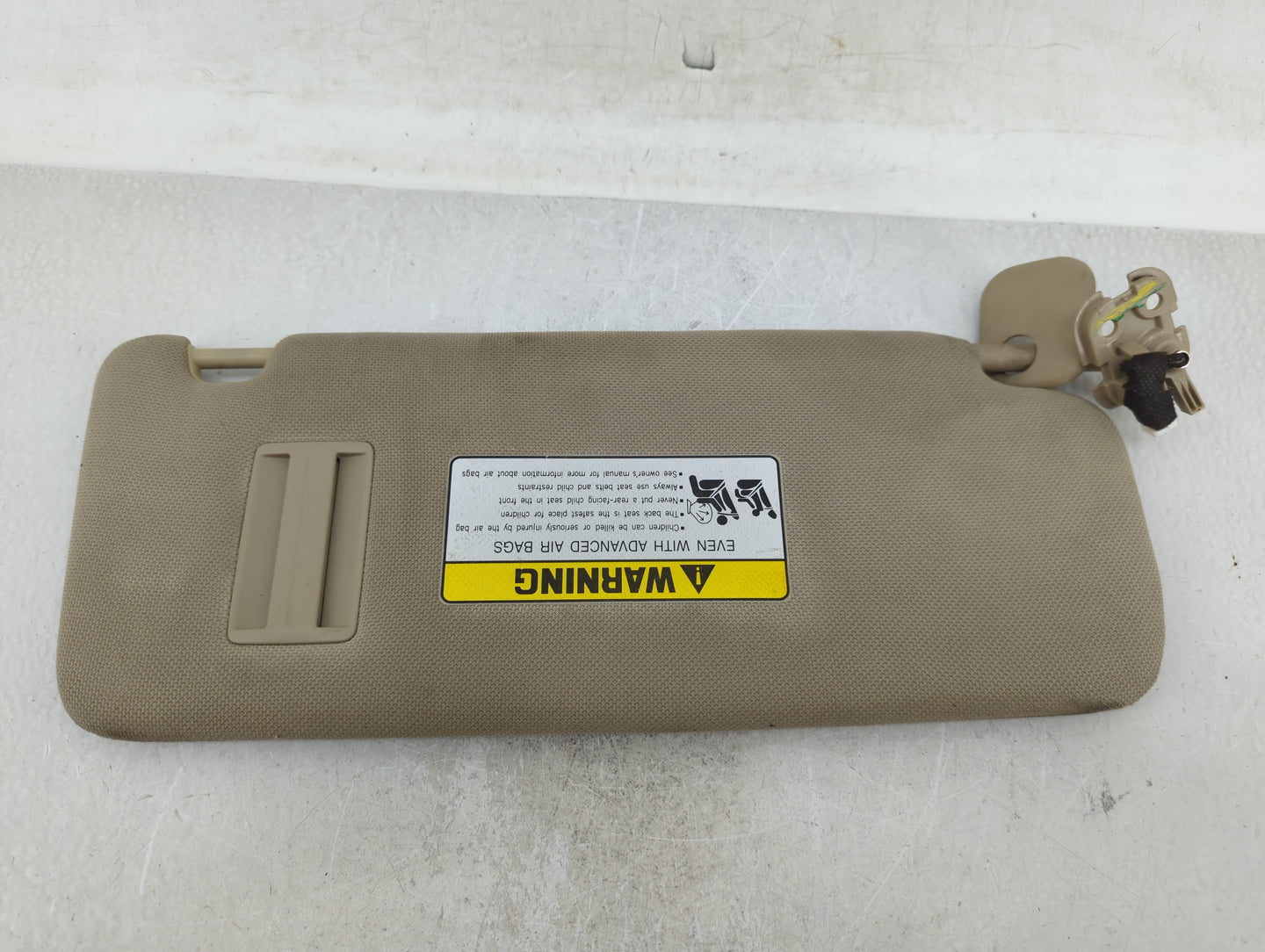 2015-2019 Hyundai Sonata Sun Visor Shade Replacement Driver Left Mirror Fits Fits 2015 2016 2017 2018 2019 OEM Used Auto Par