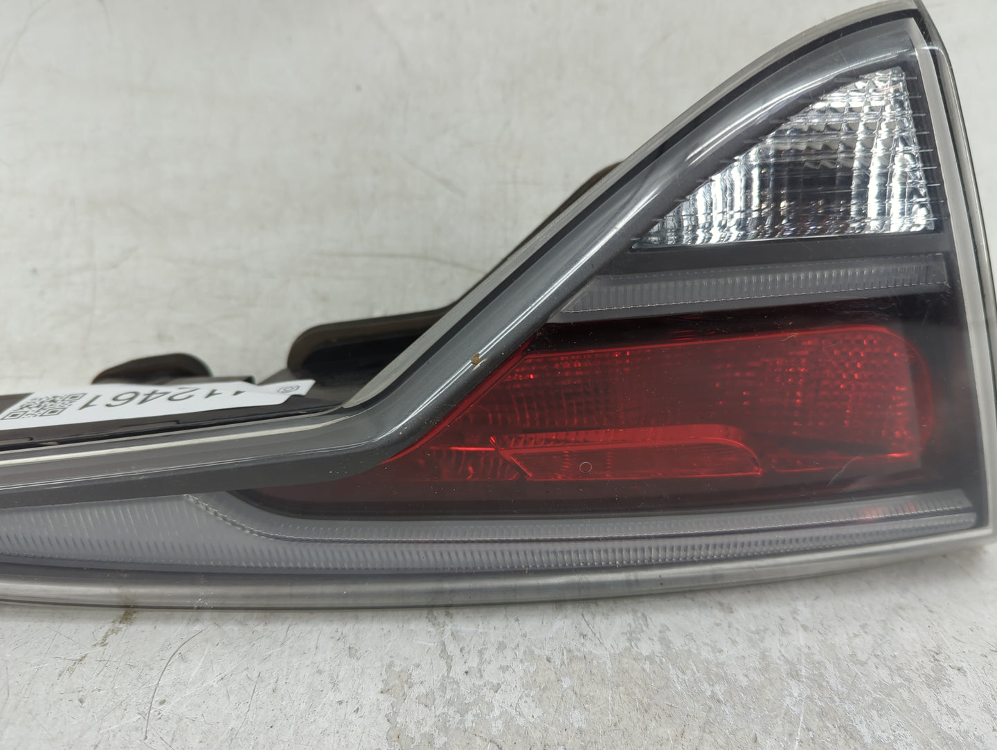 2016-2017 Hyundai Sonata Tail Light Assembly Driver Left OEM Fits Fits 2016 2017 OEM Used Auto Parts - Oemusedautoparts1.com