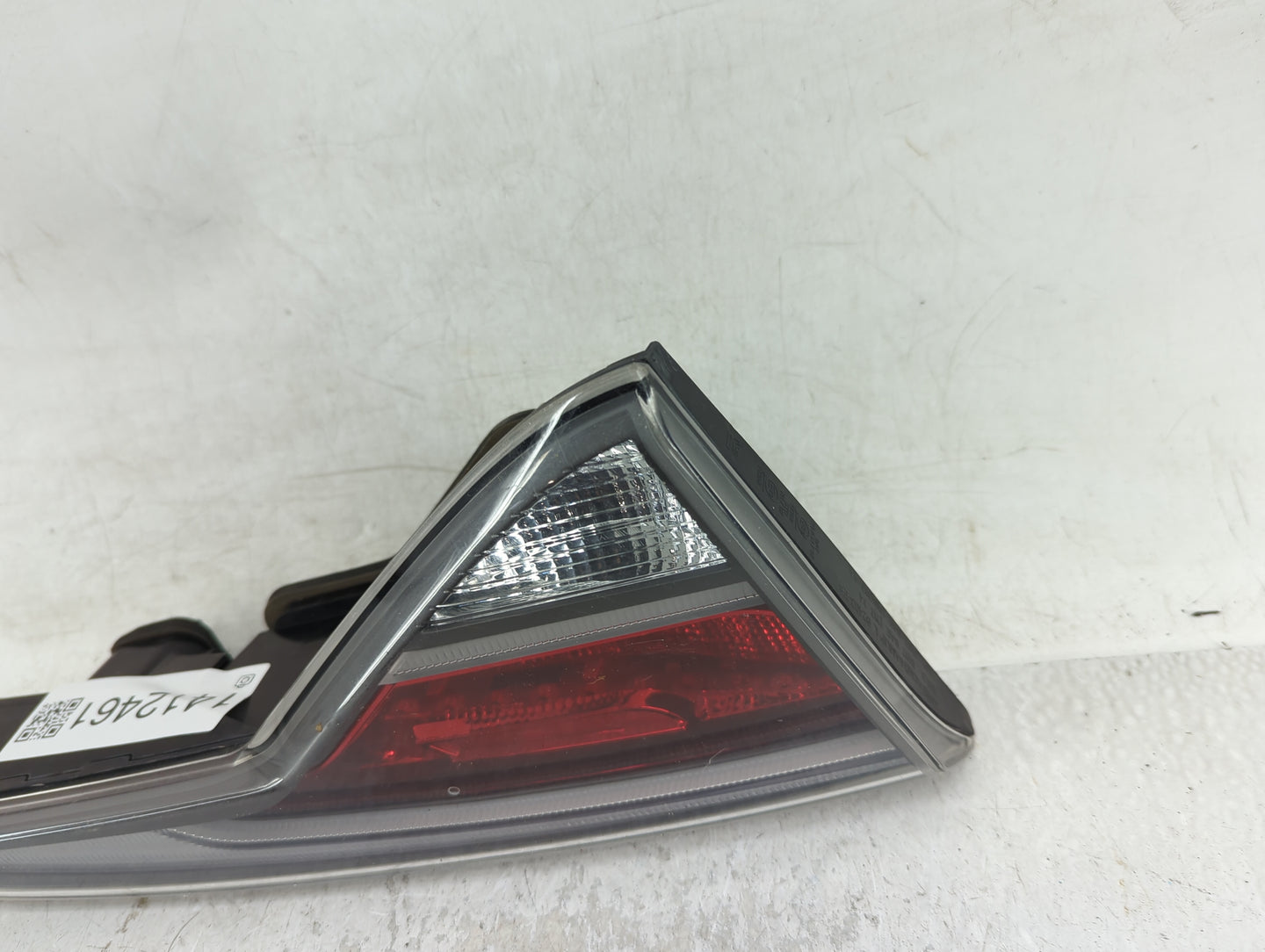 2016-2017 Hyundai Sonata Tail Light Assembly Driver Left OEM Fits Fits 2016 2017 OEM Used Auto Parts - Oemusedautoparts1.com