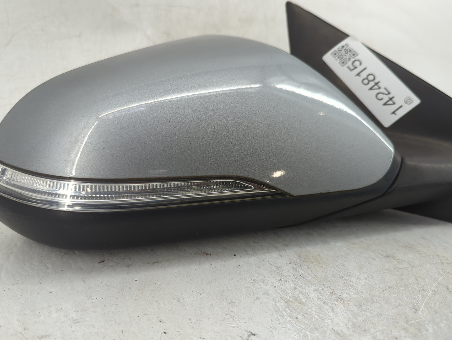 2017 Hyundai Sonata Passenger Side View Mirror - Right Door Mirror OEM Used - Oemusedautoparts1.com