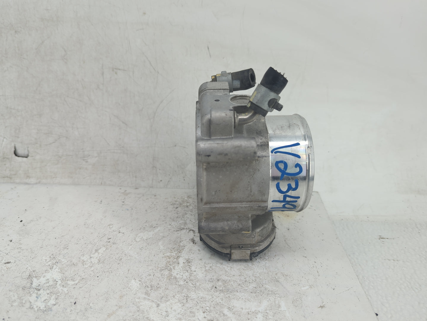 2015-2019 Hyundai Sonata Throttle Body P/N:35100-2G600 Fits Fits 2015 2016 2017 2018 2019 2020 2021 OEM Used Auto Parts - Oe