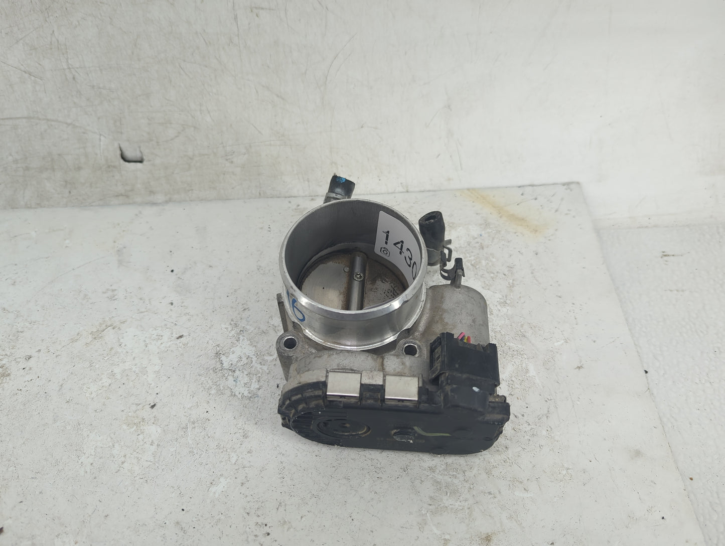 2015-2019 Hyundai Sonata Throttle Body P/N:35100-2G600 Fits Fits 2015 2016 2017 2018 2019 2020 2021 OEM Used Auto Parts - Oe