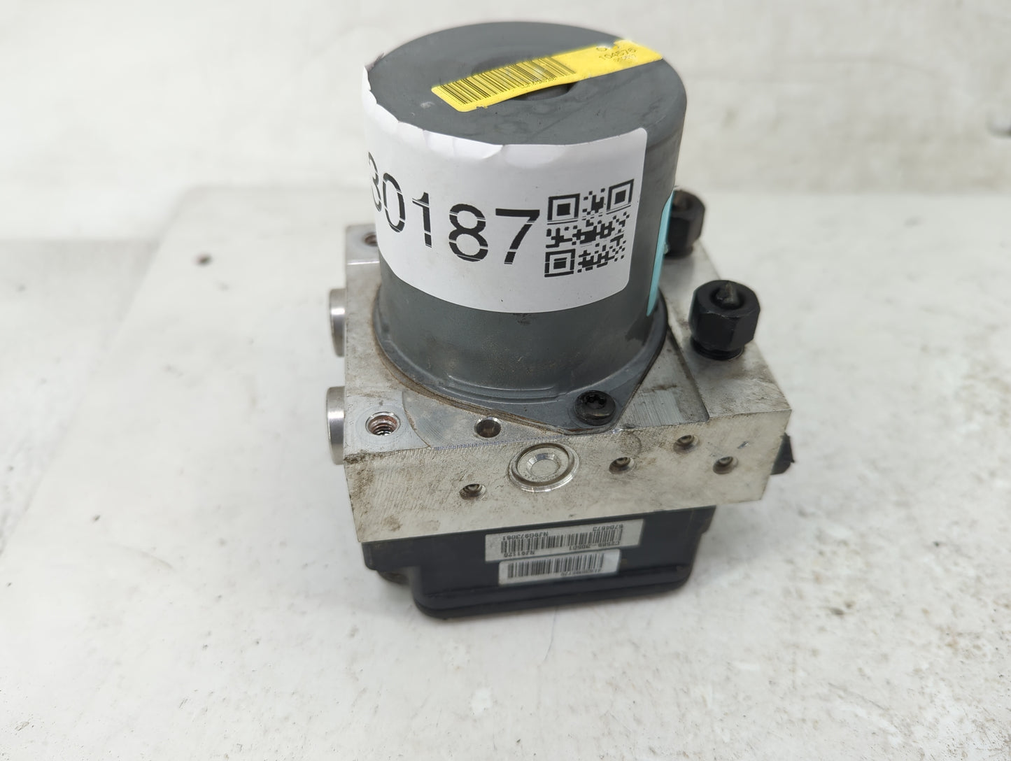 2015-2017 Hyundai Sonata ABS Pump Control Module Replacement P/N:C2589-30501 Fits Fits 2015 2016 2017 OEM Used Auto Parts - 