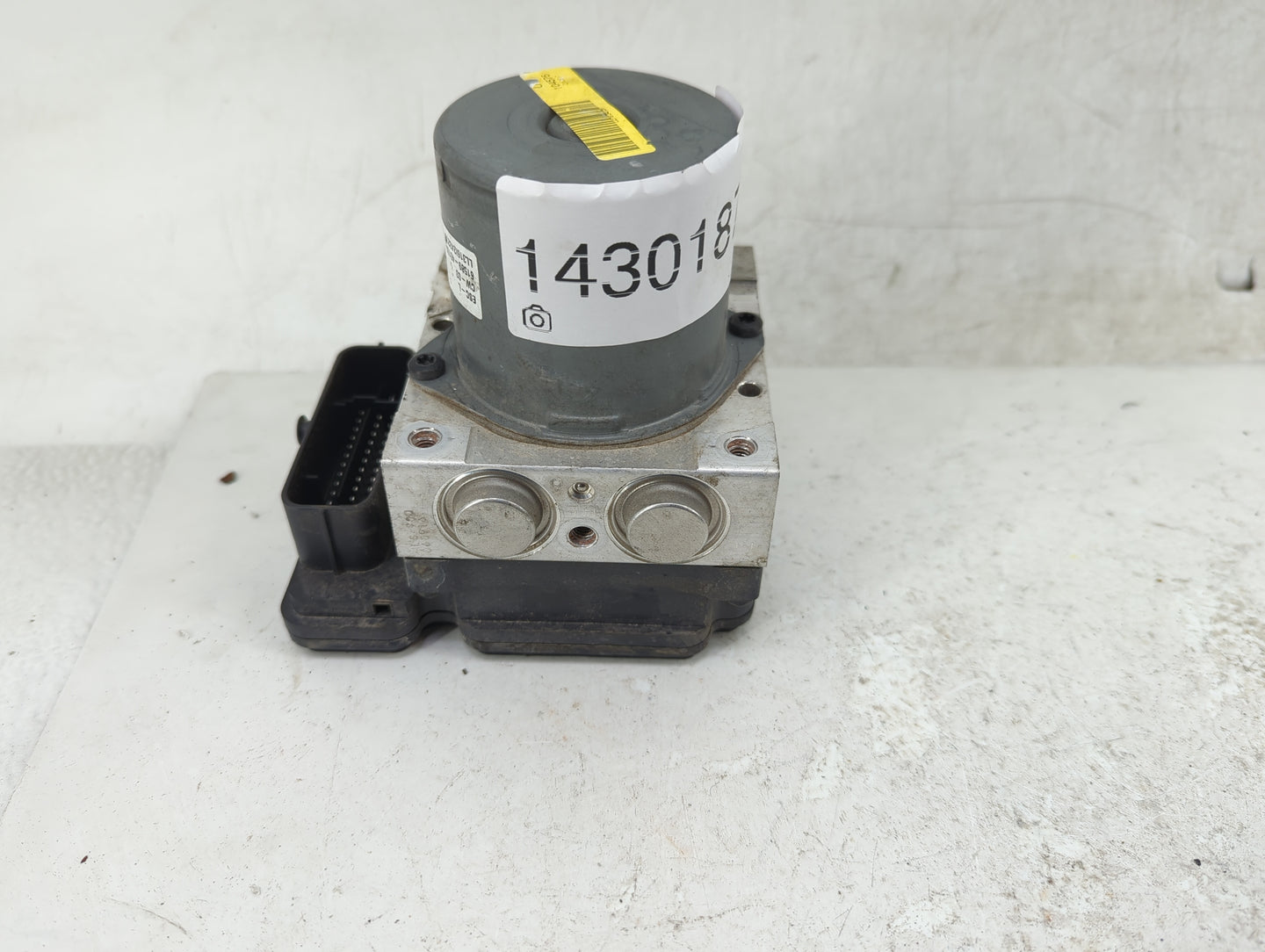 2015-2017 Hyundai Sonata ABS Pump Control Module Replacement P/N:C2589-30501 Fits Fits 2015 2016 2017 OEM Used Auto Parts - 