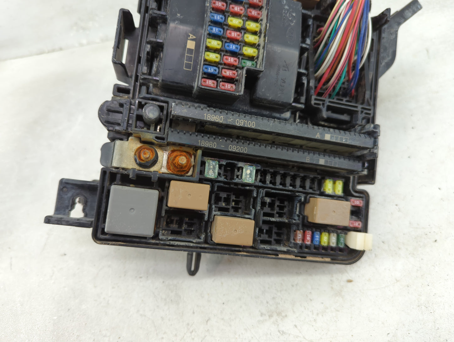 2016-2017 Hyundai Sonata Fusebox Fuse Box Panel Relay Module P/N:6423-0102-7-000 Fits Fits 2016 2017 OEM Used Auto Parts - O