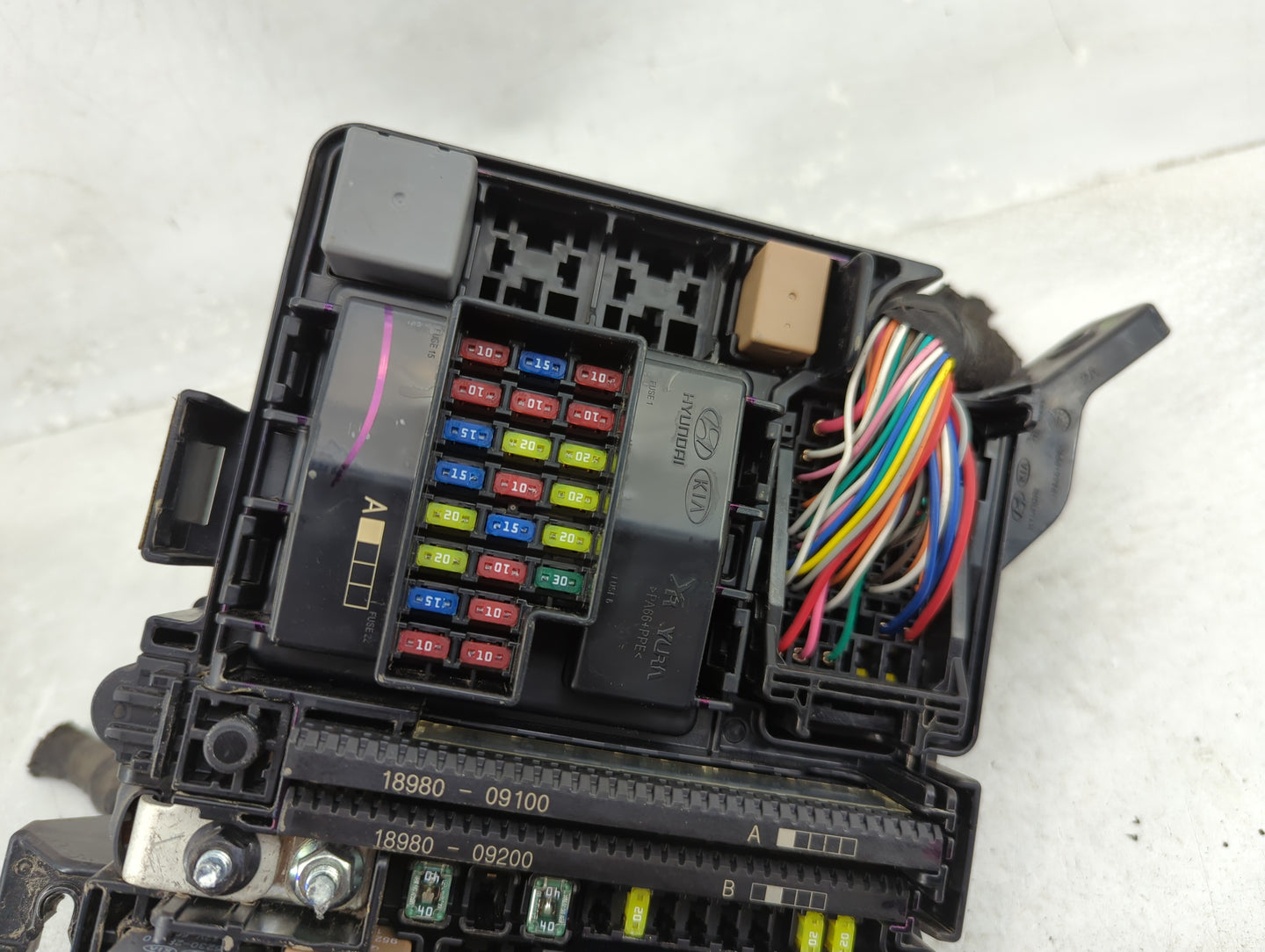 2016-2017 Hyundai Sonata Fusebox Fuse Box Panel Relay Module P/N:91950-C1820 6423-0102-7-000 Fits Fits 2016 2017 OEM Used Au