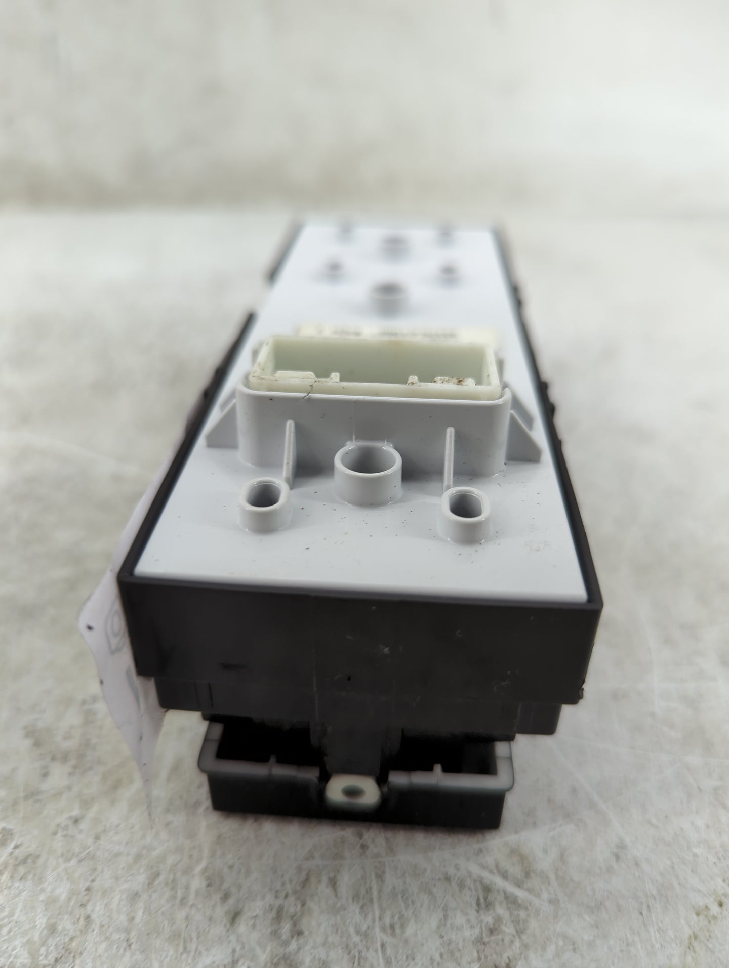 2015-2019 Hyundai Sonata Master Power Window Switch Replacement Driver Side Left P/N:93570-C1000 Fits OEM Used Auto Parts - 