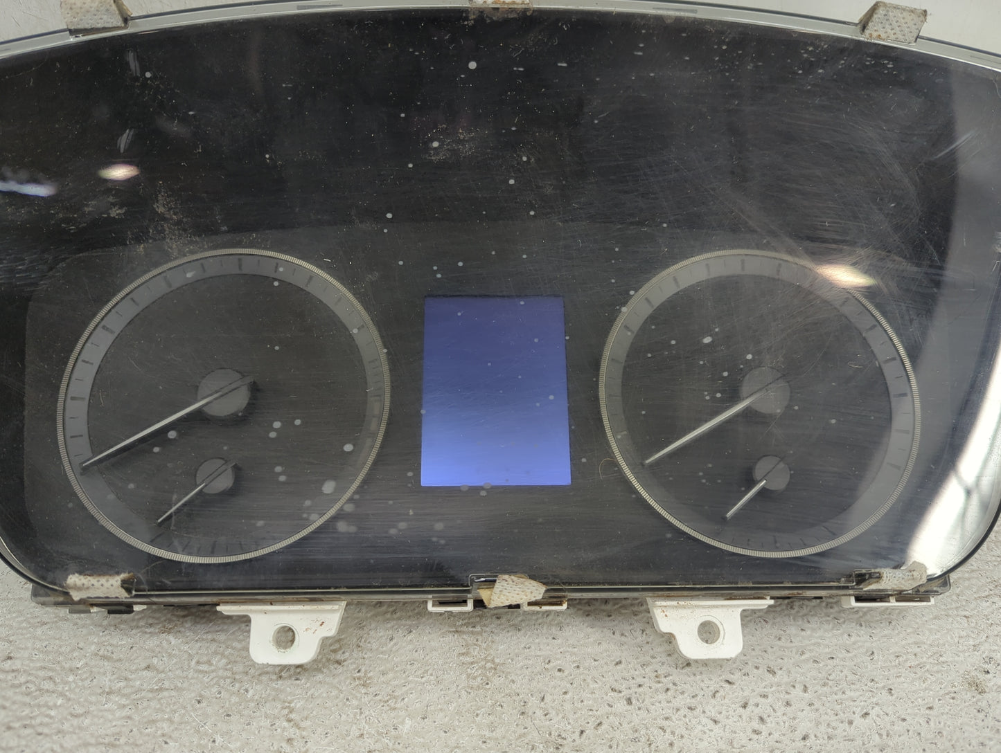 2016-2017 Hyundai Sonata Instrument Cluster Speedometer Gauges P/N:94001-C2201 Fits Fits 2016 2017 OEM Used Auto Parts - Oem