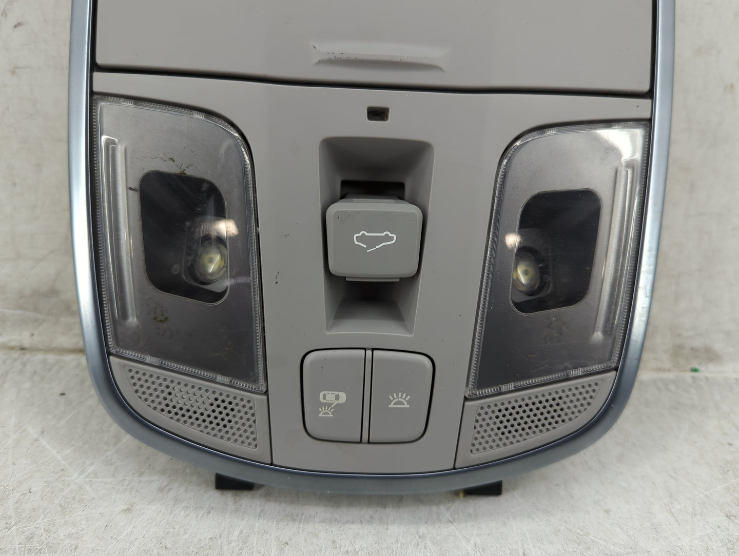 2017 Hyundai Sonata Overhead Roof Console - Oemusedautoparts1.com
