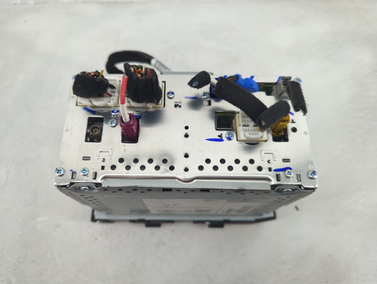 2016-2017 Hyundai Sonata Radio AM FM Cd Player Receiver Replacement P/N:96160-C20004X Fits Fits 2016 2017 OEM Used Auto Part