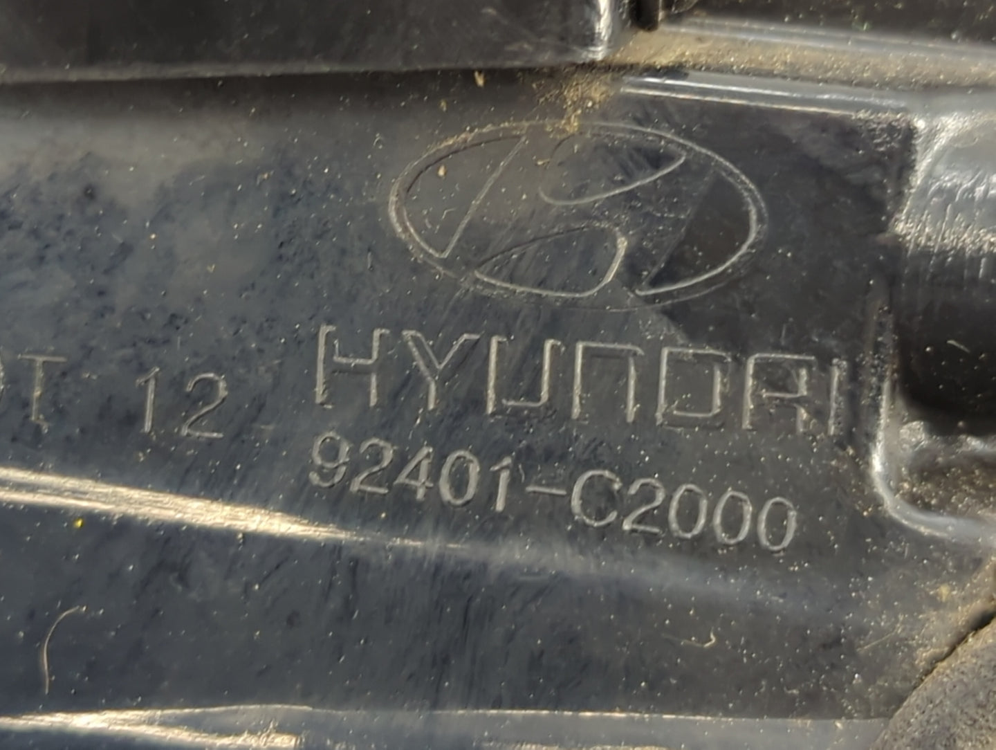 2015-2017 Hyundai Sonata Tail Light Assembly Driver Left OEM P/N:92401-C2000 Fits Fits 2015 2016 2017 OEM Used Auto Parts - 