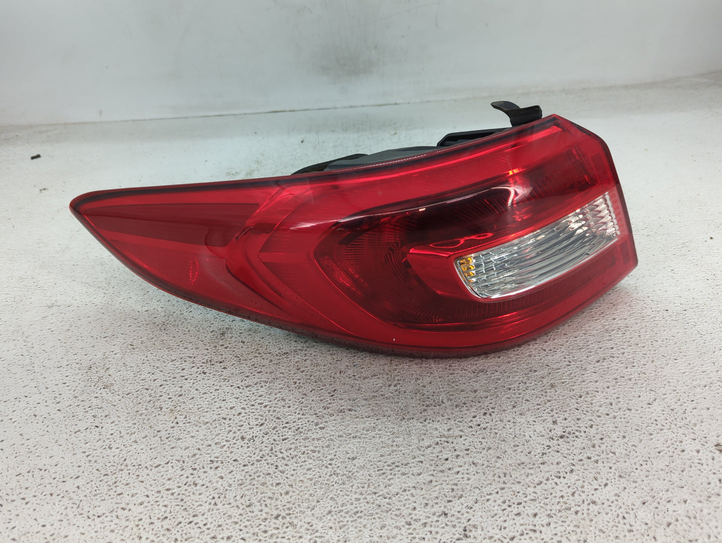 2015-2017 Hyundai Sonata Tail Light Assembly Driver Left OEM P/N:92401-C2000 Fits Fits 2015 2016 2017 OEM Used Auto Parts - 