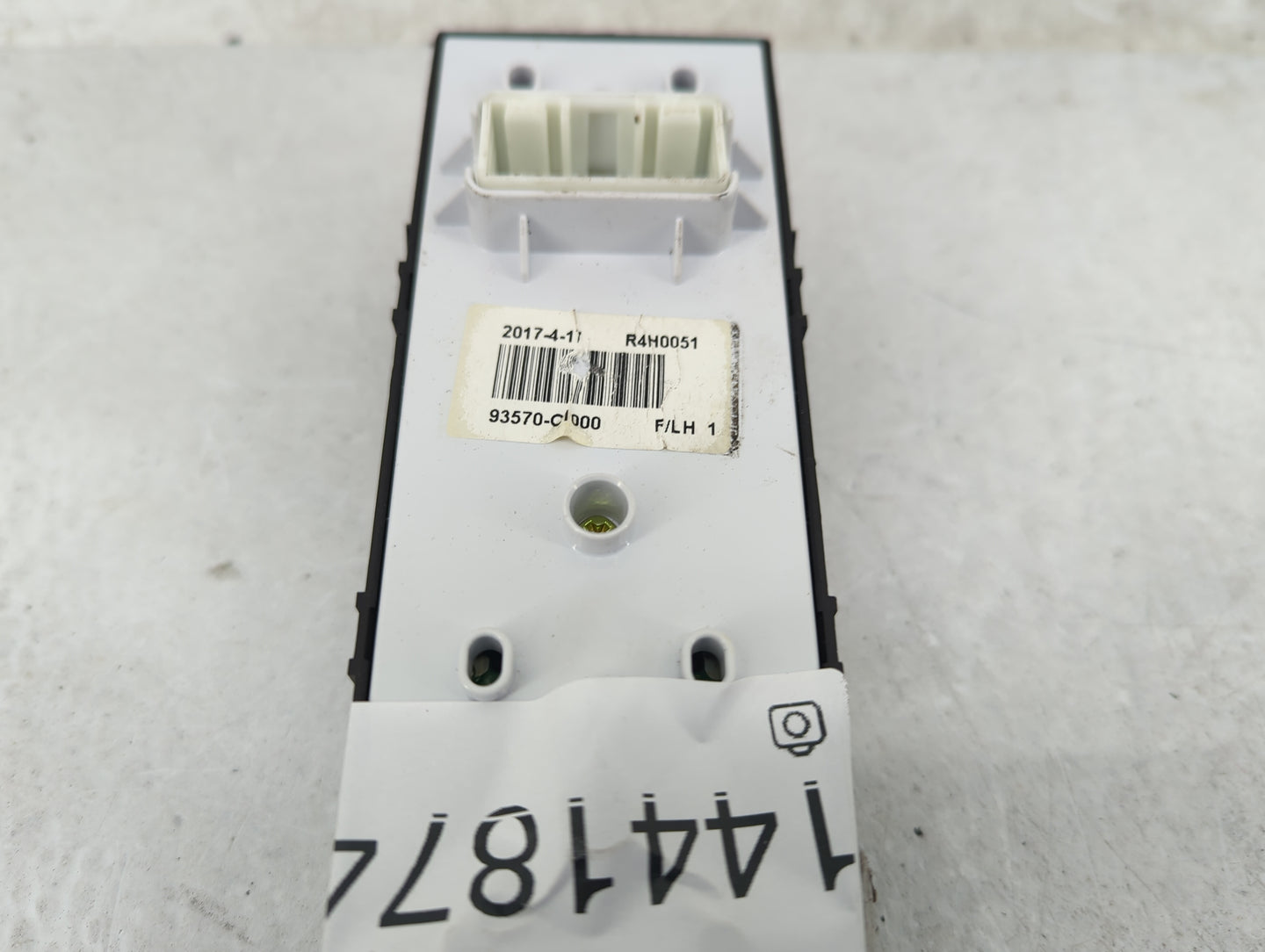 2015-2019 Hyundai Sonata Master Power Window Switch Replacement Driver Side Left P/N:93570-C1000 Fits OEM Used Auto Parts - 