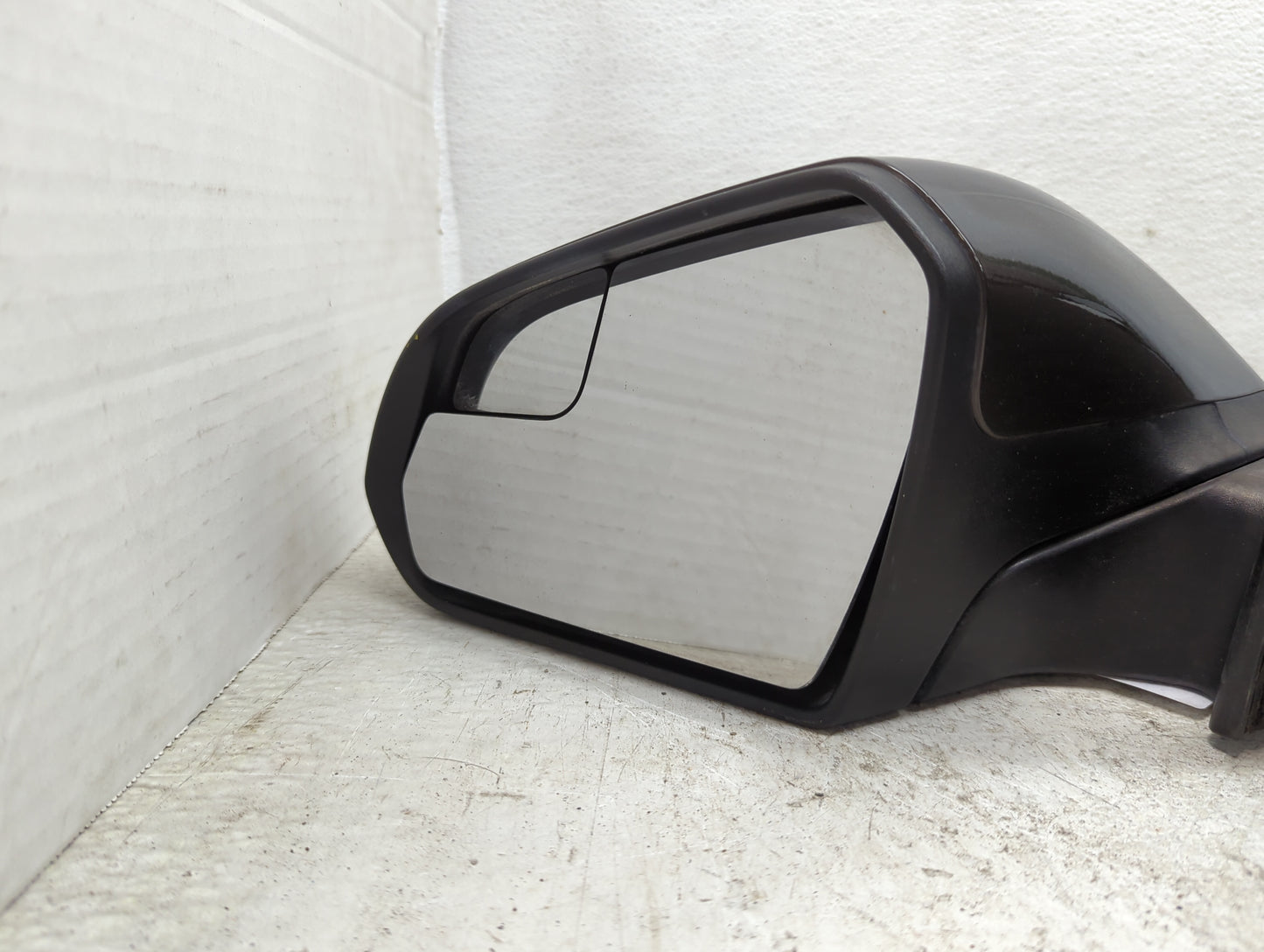 2017 Hyundai Sonata Driver Side View Mirror - Left Door Mirror OEM Used - Oemusedautoparts1.com