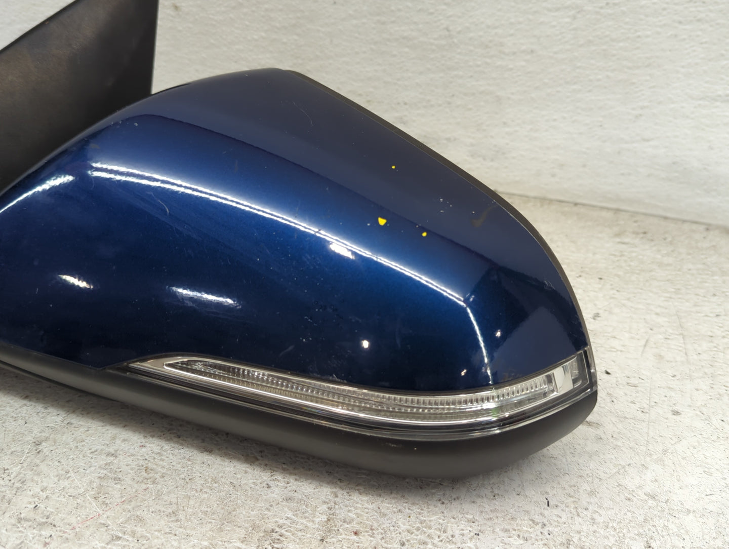 2017 Hyundai Sonata Driver Side View Mirror - Left Door Mirror OEM Used - Oemusedautoparts1.com
