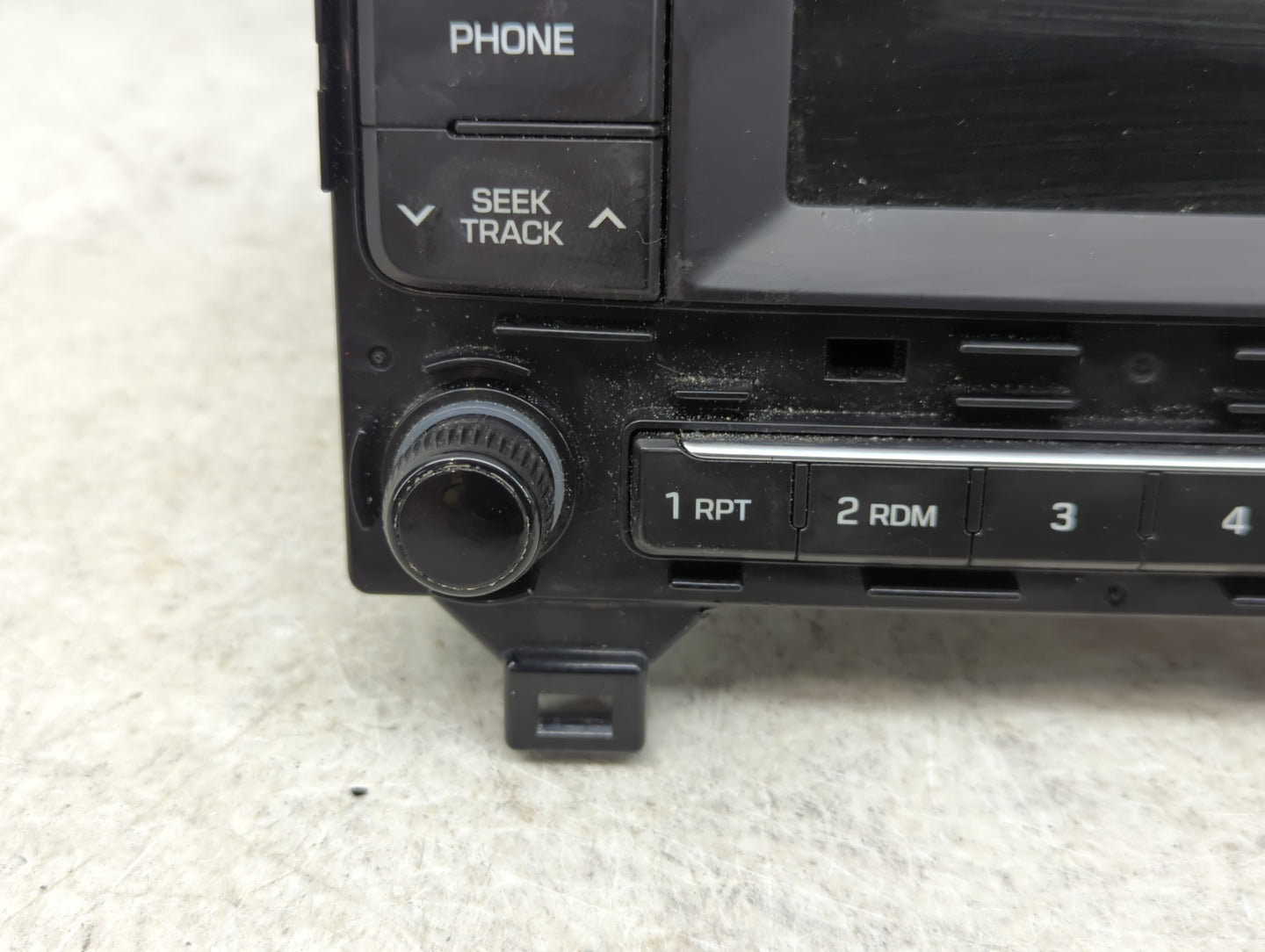 2016-2017 Hyundai Sonata Radio AM FM Cd Player Receiver Replacement P/N:96170-C20504X 96170C20504X Fits Fits 2016 2017 OEM U