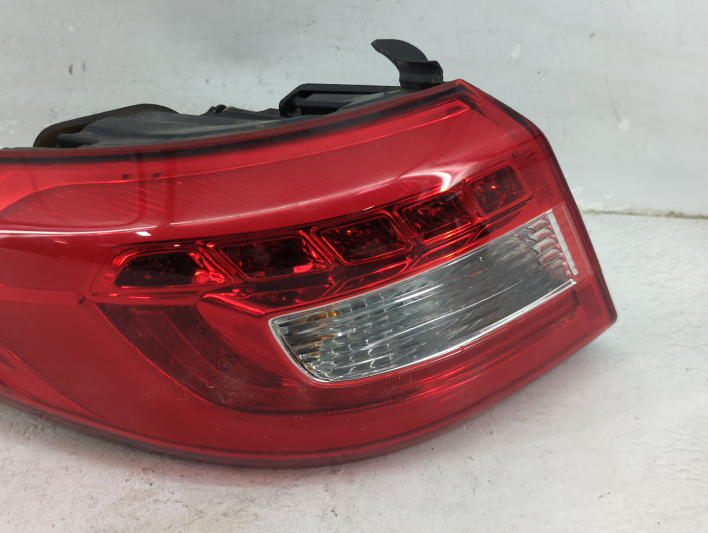 2015-2017 Hyundai Sonata Tail Light Assembly Driver Left OEM P/N:92401-C2100 Fits Fits 2015 2016 2017 OEM Used Auto Parts - 