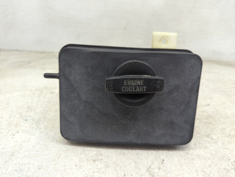 compare product 2015-2019 Hyundai Sonata Radiator Coolant Overflow Expansion Tank Bottle 1449327
