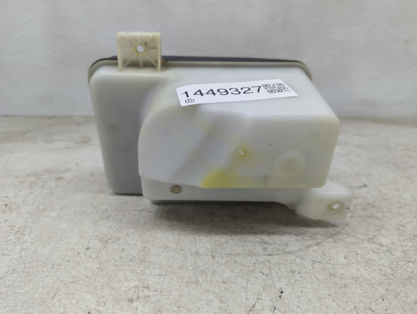 2015-2019 Hyundai Sonata Radiator Coolant Overflow Expansion Tank Bottle 1449327 - Oemusedautoparts1.com