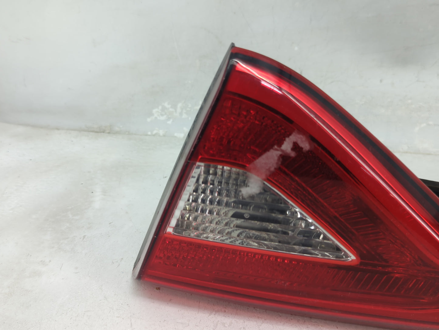 2015-2017 Hyundai Sonata Tail Light Assembly Passenger Right OEM P/N:92404-C2000 Fits Fits 2015 2016 2017 OEM Used Auto Part