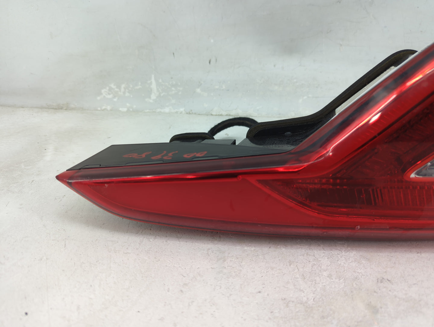 2015-2017 Hyundai Sonata Tail Light Assembly Driver Left OEM Fits Fits 2015 2016 2017 OEM Used Auto Parts - Oemusedautoparts