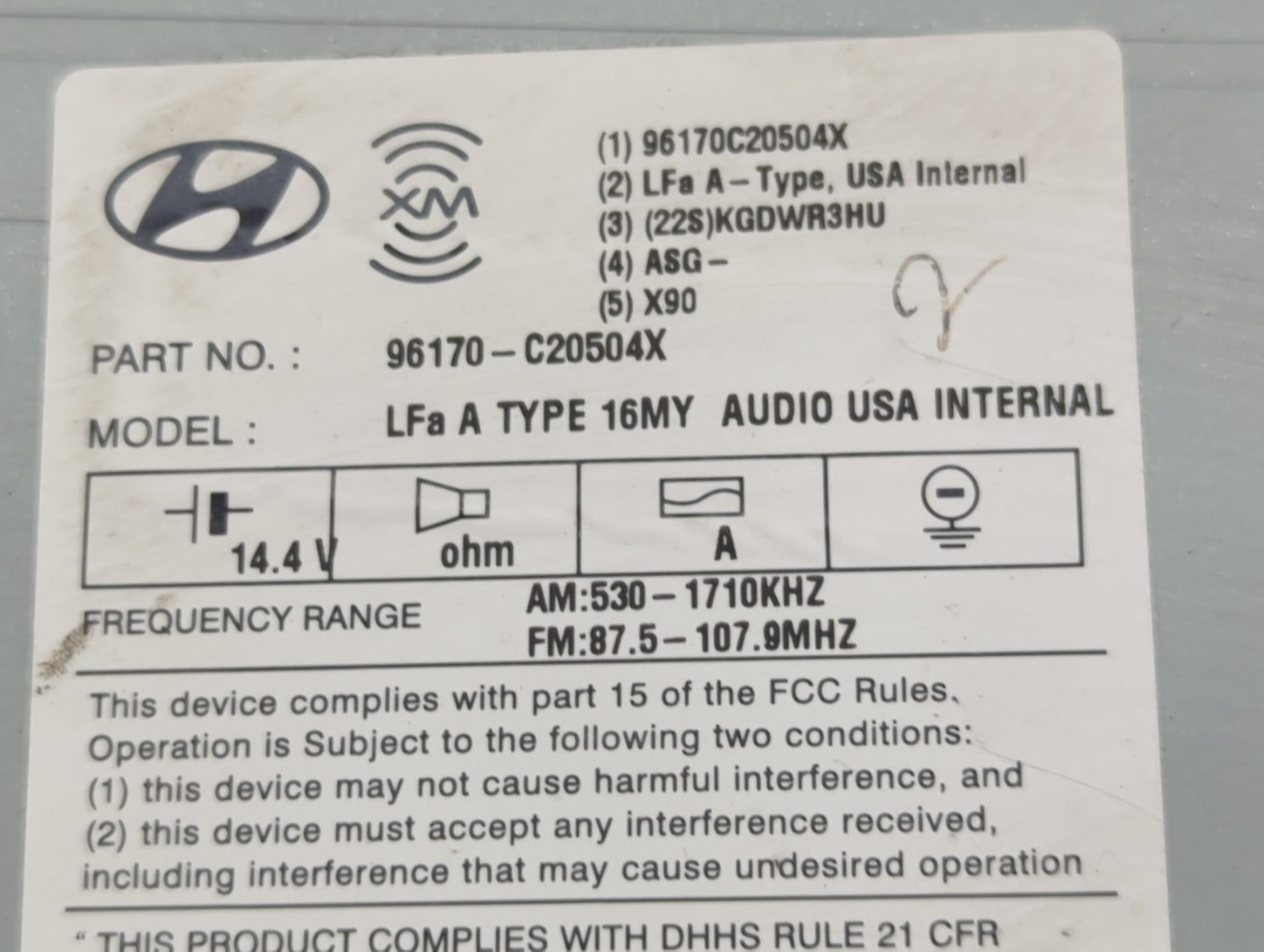 2016-2017 Hyundai Sonata Radio AM FM Cd Player Receiver Replacement P/N:96170-C20504X Fits Fits 2016 2017 OEM Used Auto Part