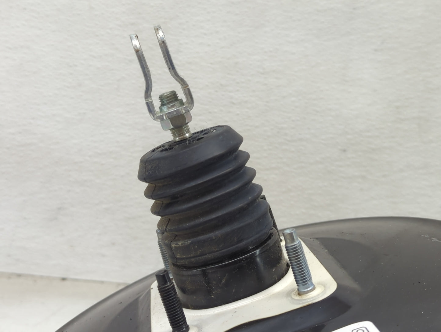 2015-2019 Hyundai Sonata Power Brake Booster Oem - Oemusedautoparts1.com